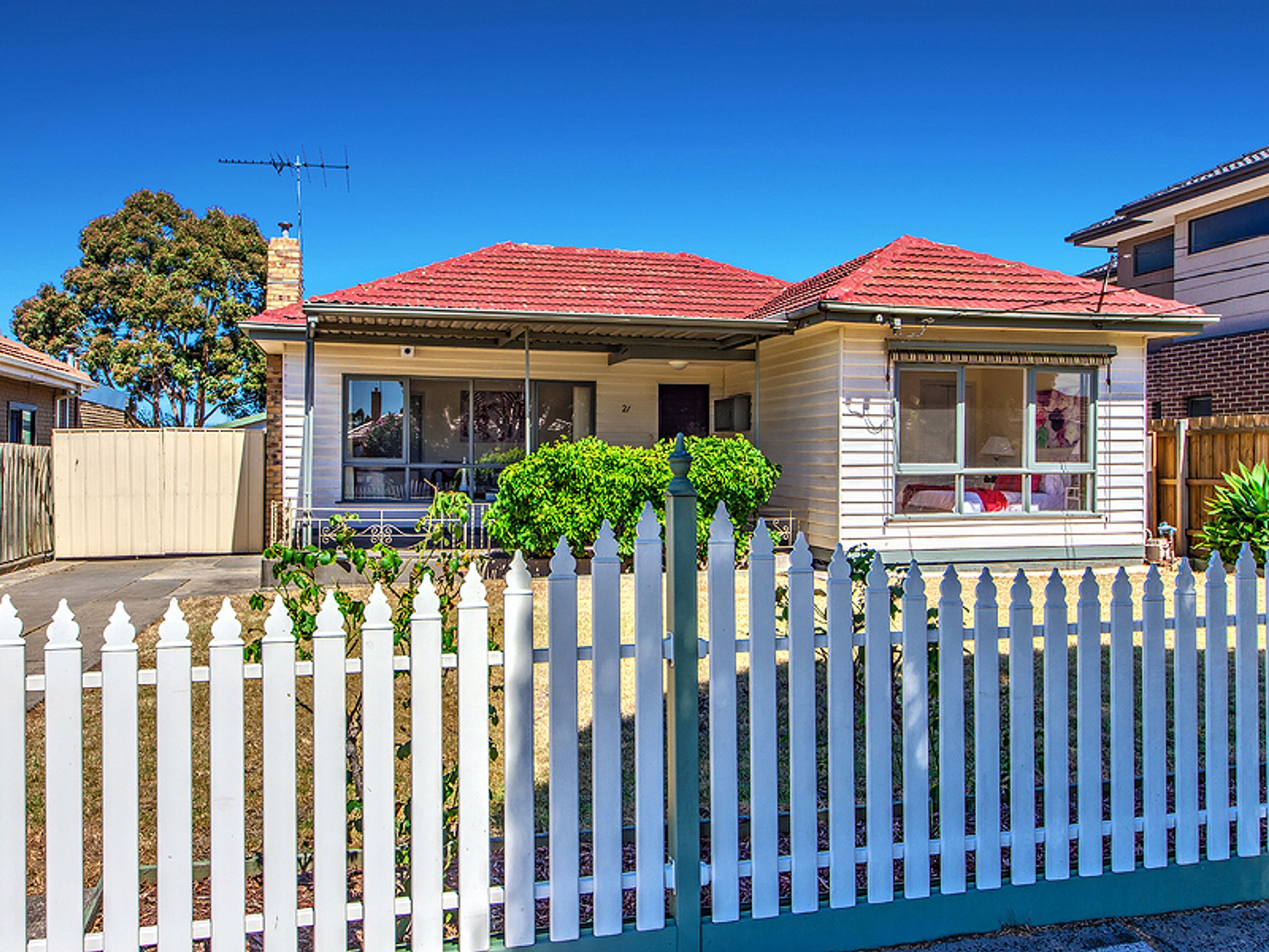 21 Arnold Street, Sunshine West - Image 1