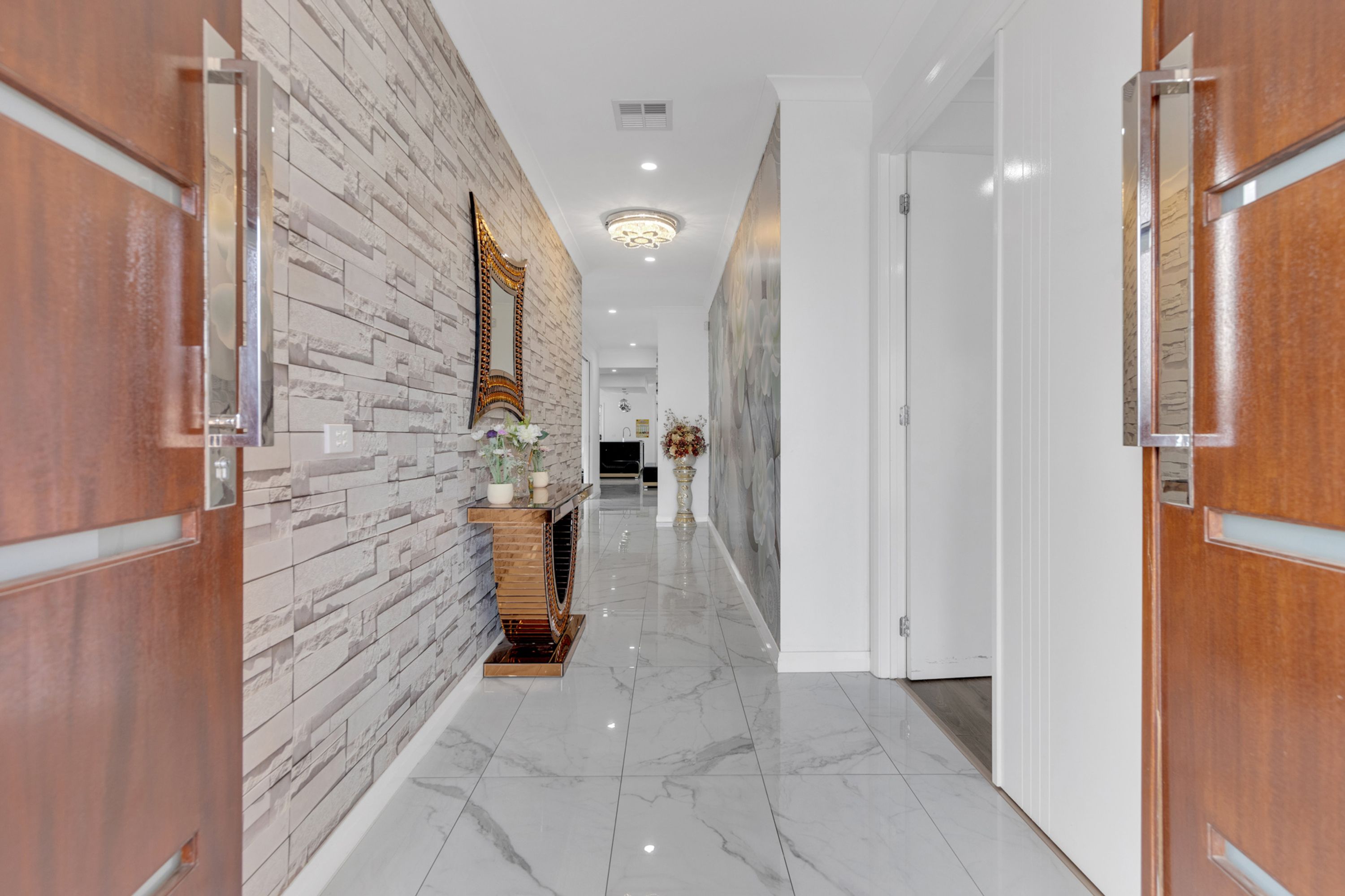 4 Olivetree Loop, Craigieburn - Thumbnail 2