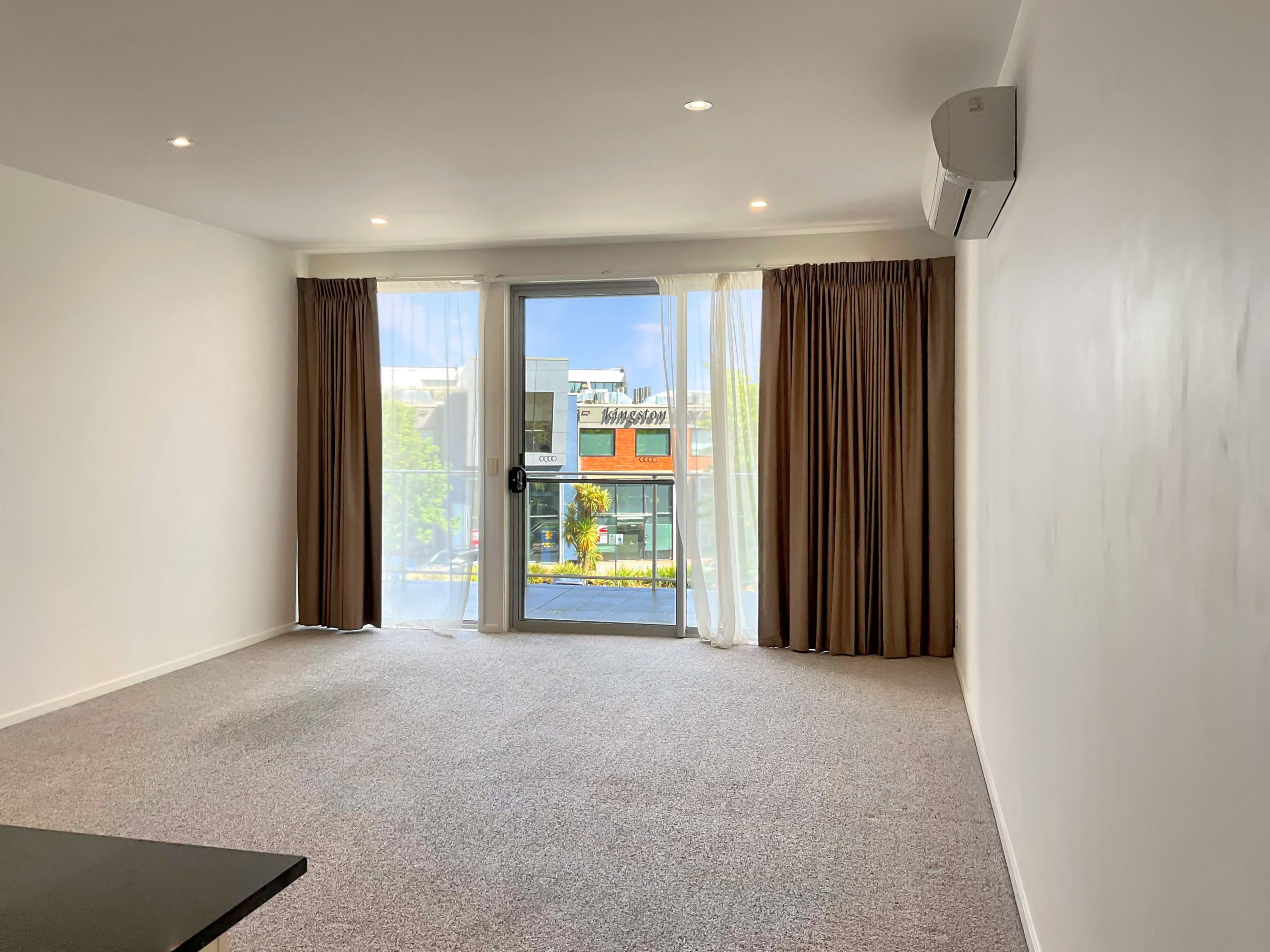 22/76 Leichhardt Street, Griffith - Thumbnail 3