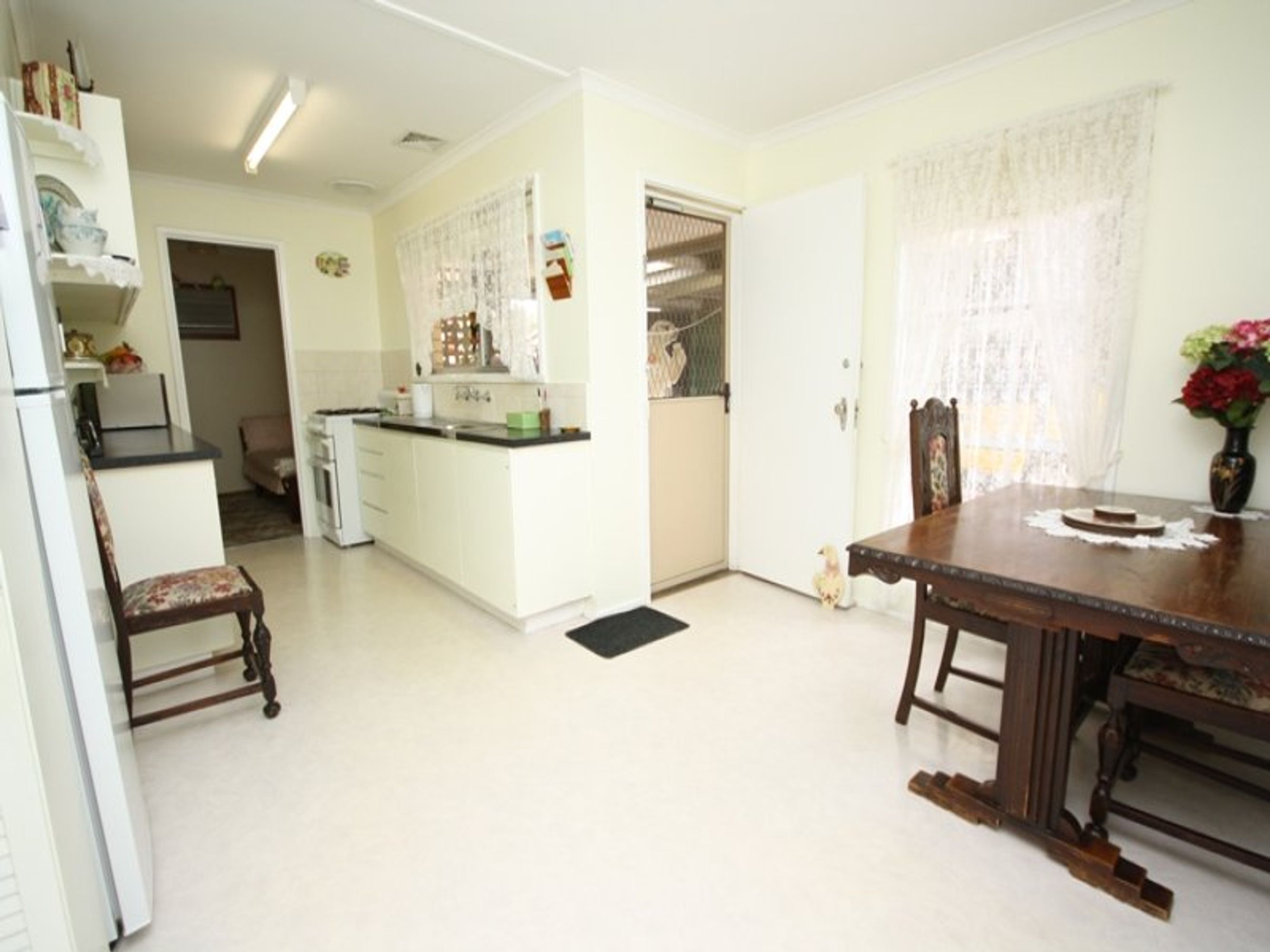 5 Forsyth Avenue, Horsham VIC 3400, Horsham - Thumbnail 5