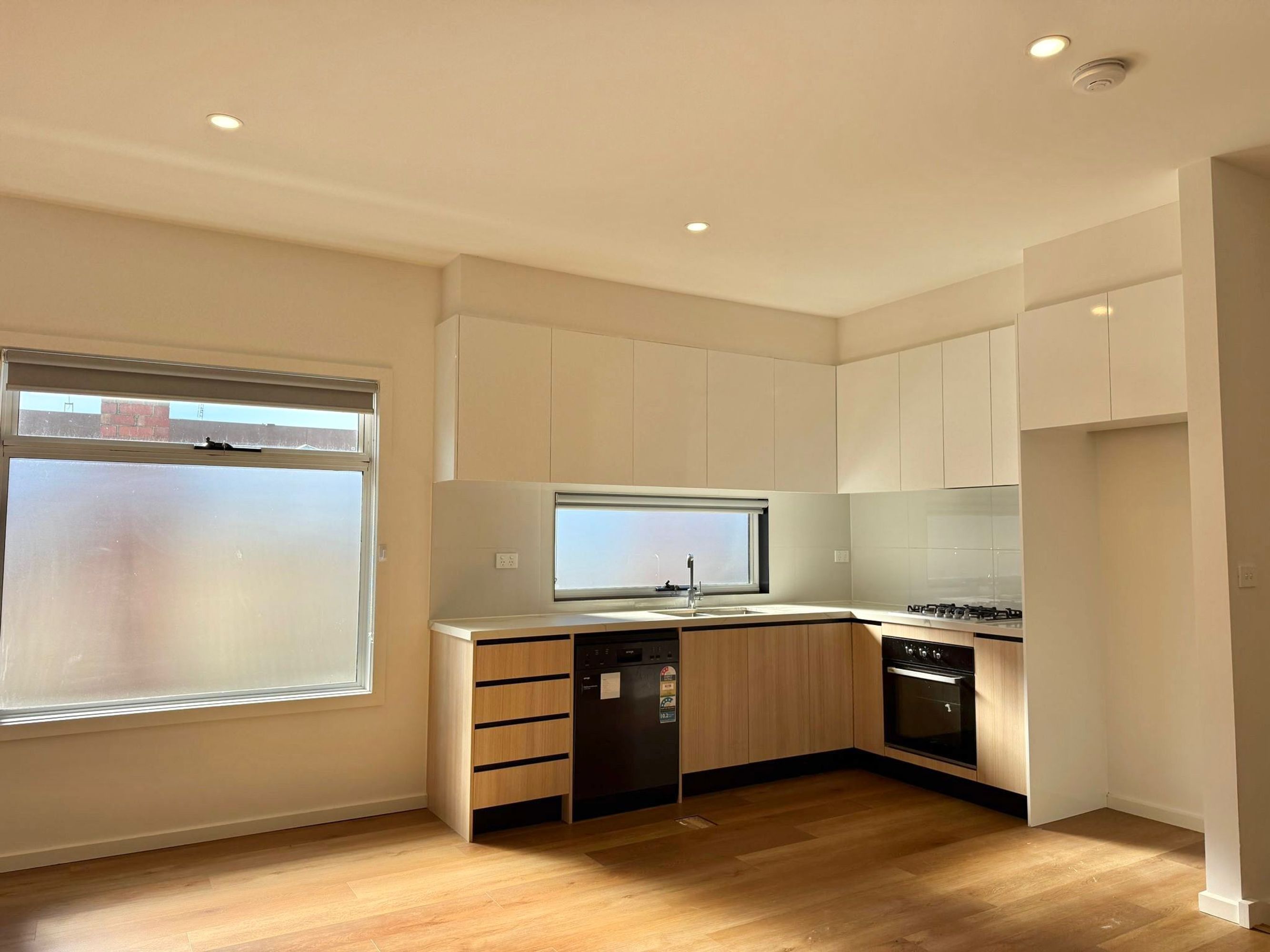 1/38 Glendenning Street, St Albans VIC 3021, St Albans - Thumbnail 5