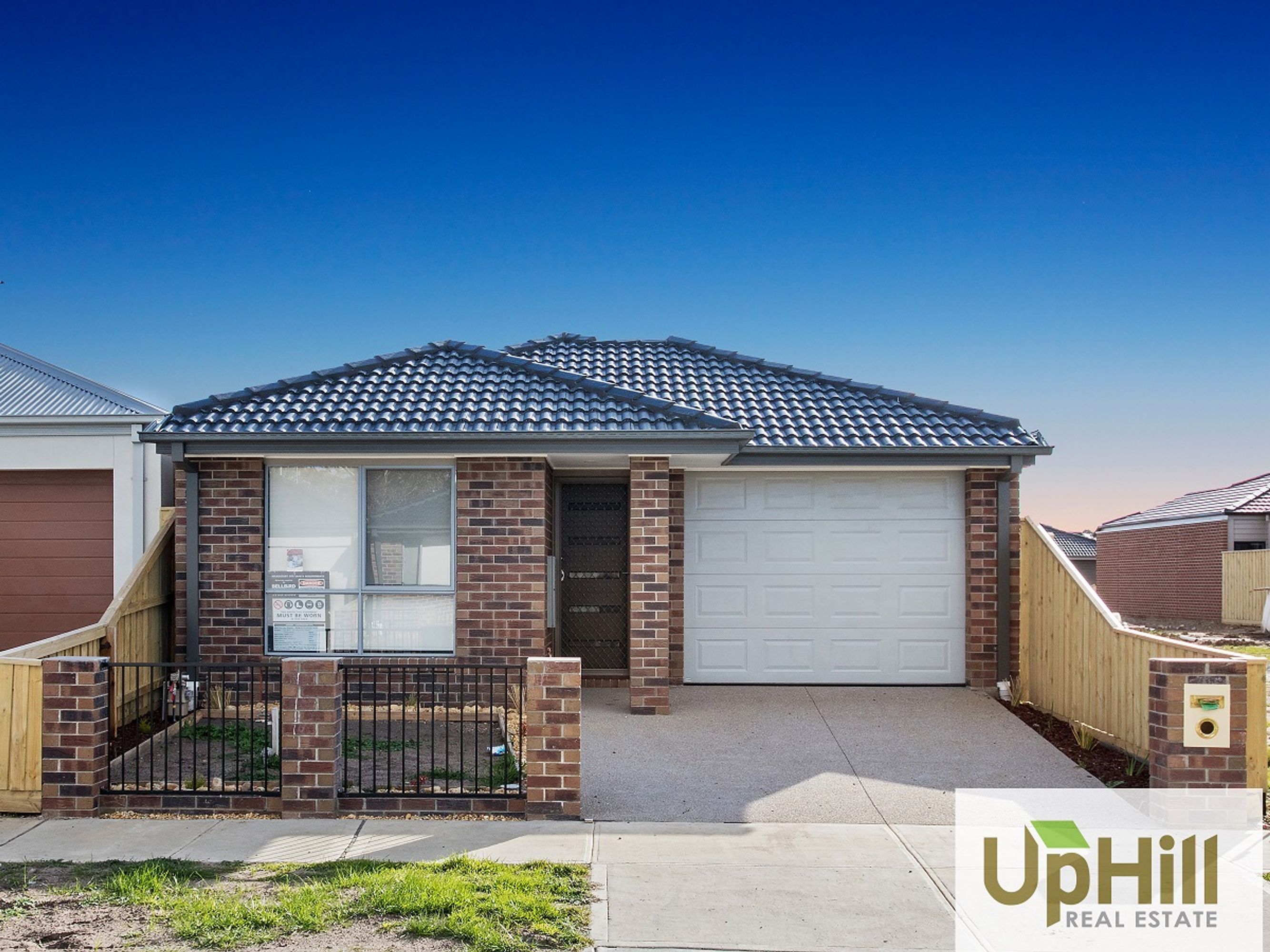 18 MAYWOOD STREET, Pakenham - Thumbnail 2