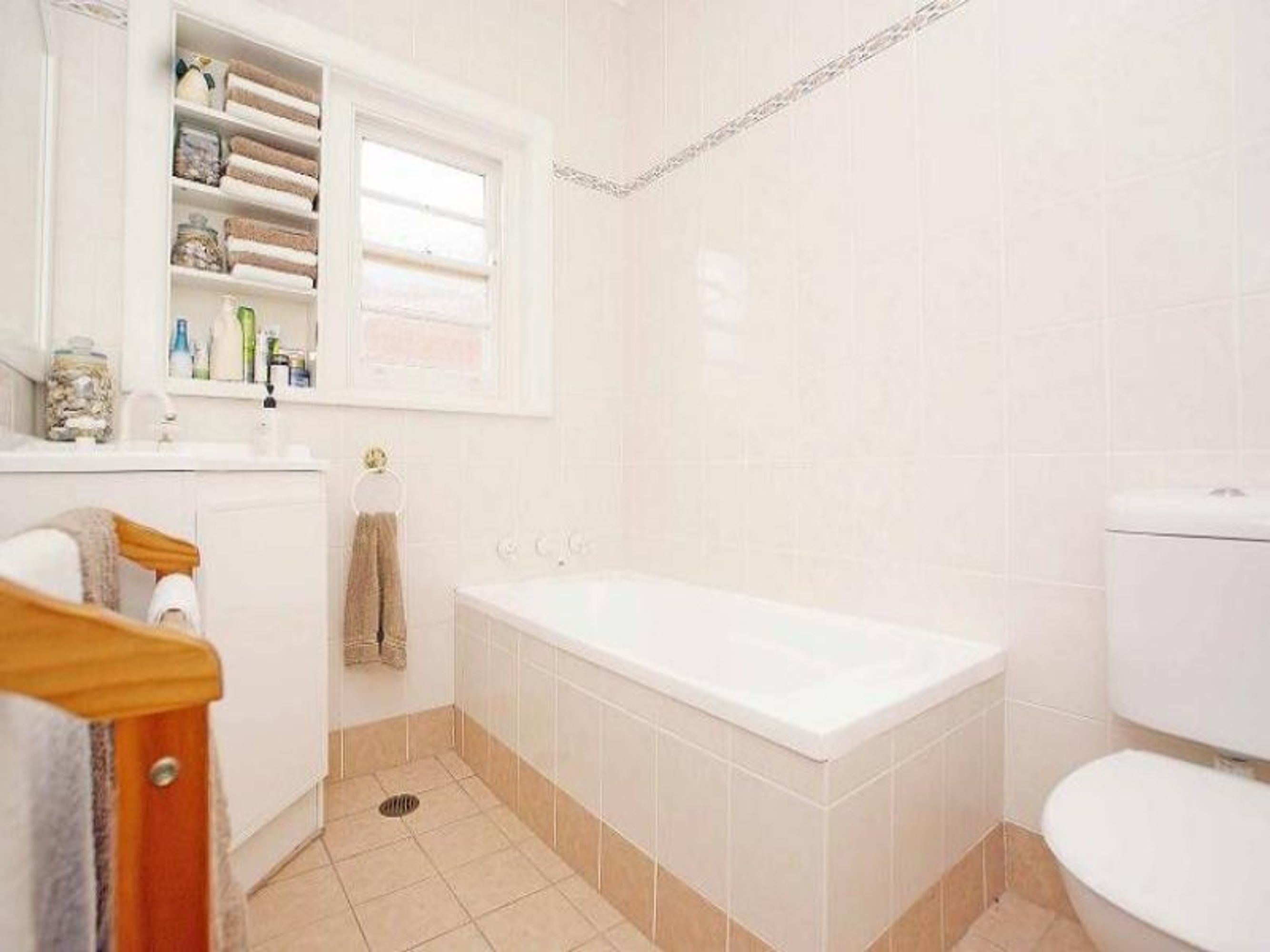 23 Rodgers Ave, Kingsgrove, Kingsgrove - Thumbnail 4