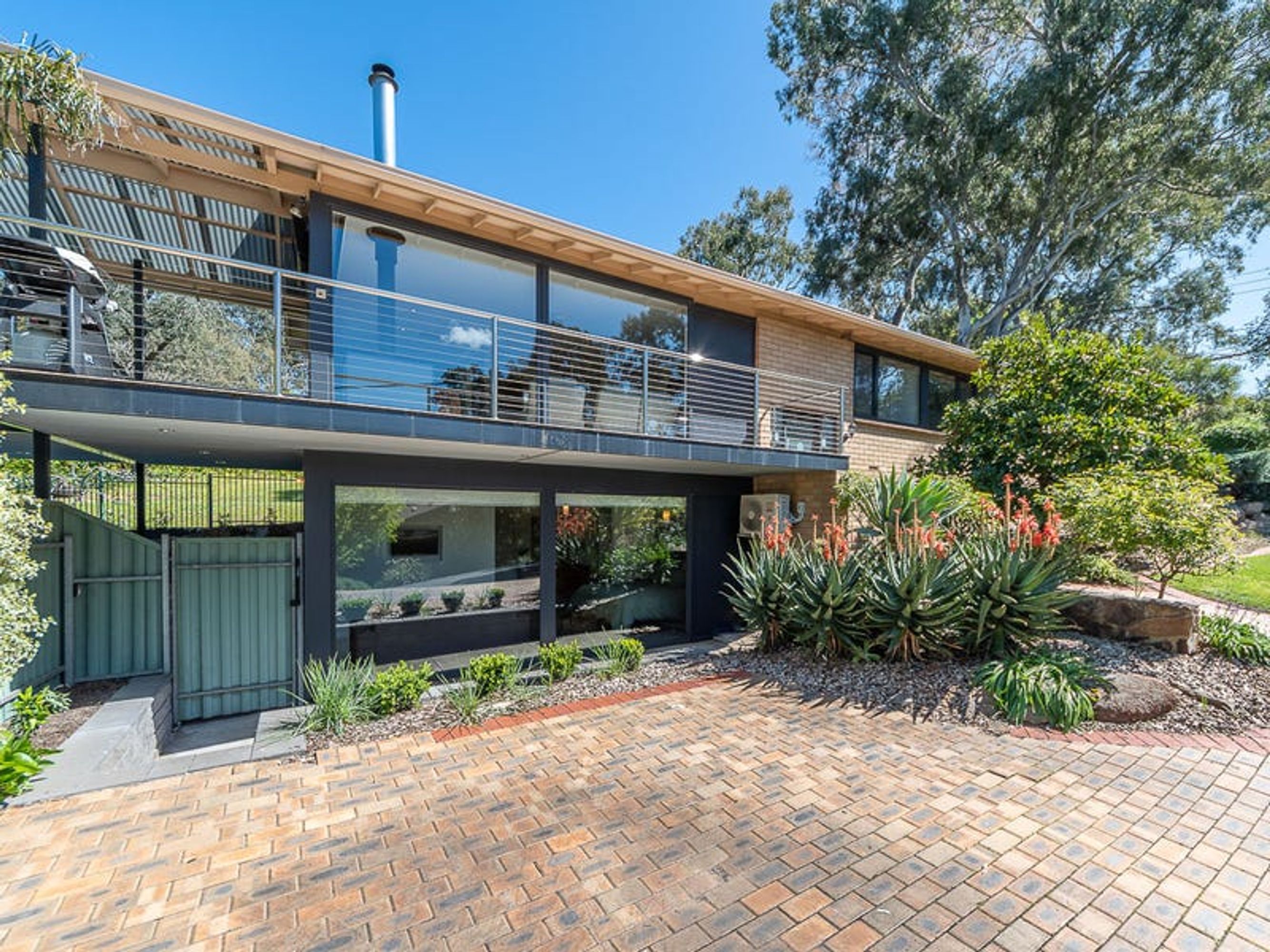 2 Merton Rd, Blackwood, SA 5051, Blackwood - Thumbnail 2