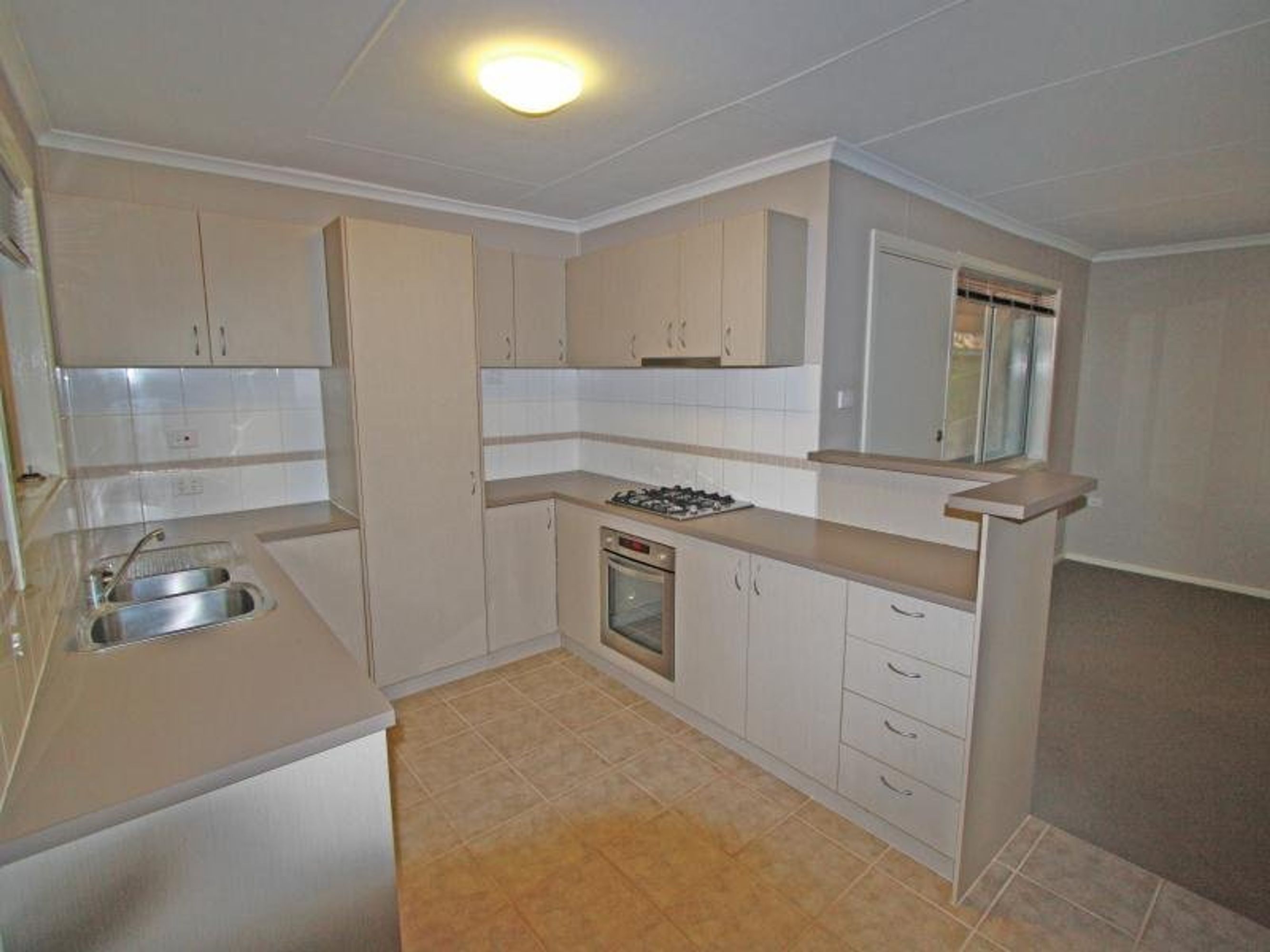 9/1 Brown Place, South Hedland, South Hedland - Thumbnail 3