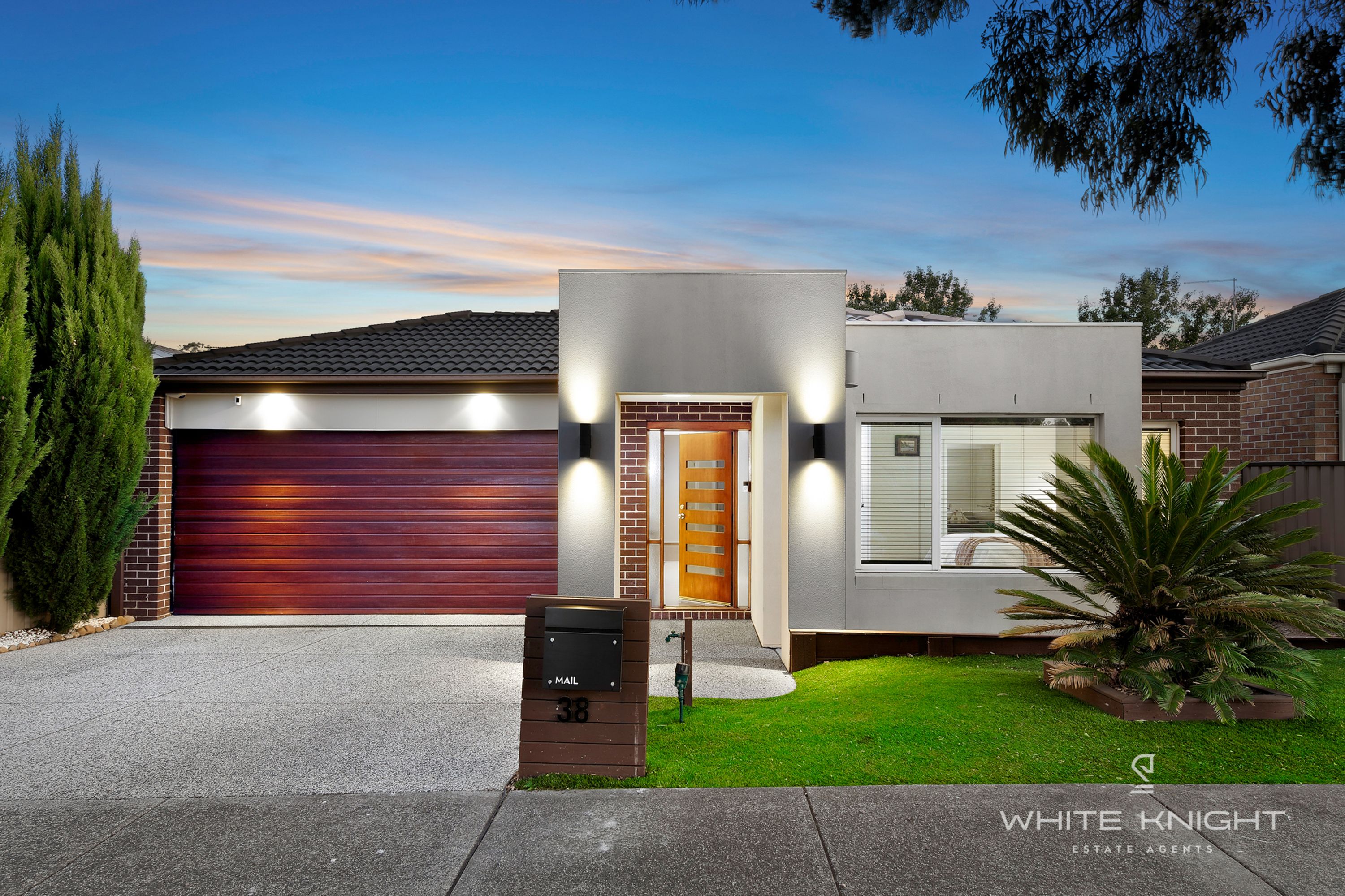 38 Wilkins Crescent, Burnside Heights VIC 3023, Burnside Heights - Thumbnail 2