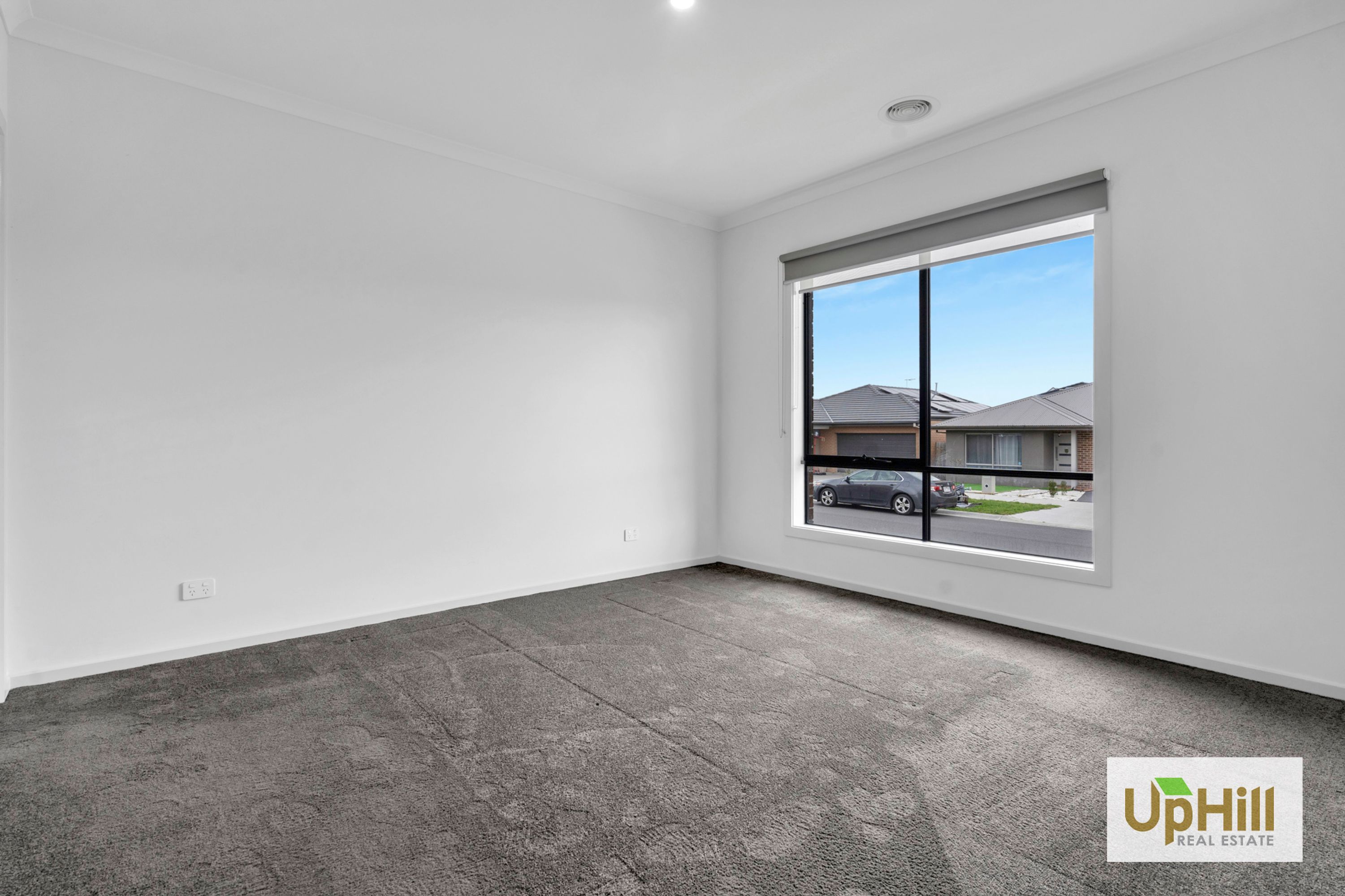 23 Seahawk Street, Clyde North - Thumbnail 3