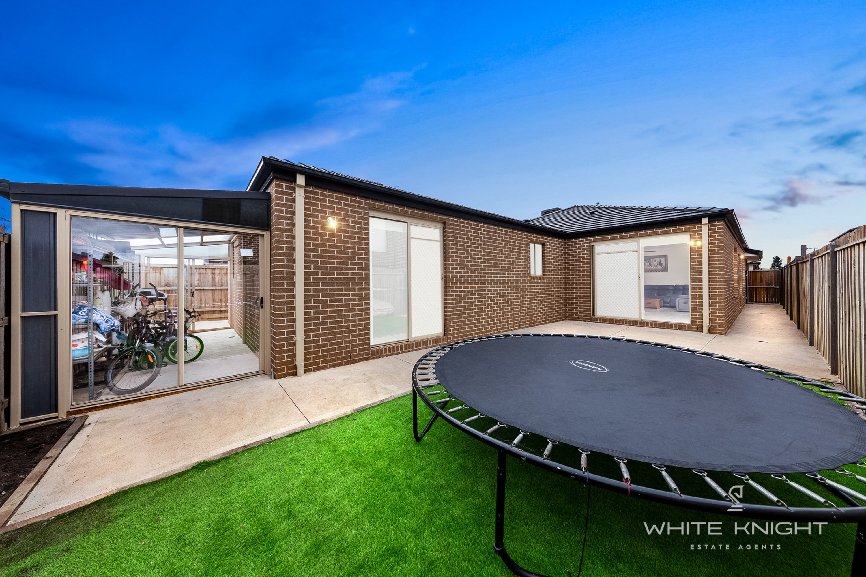 3 Webber Drive, Deanside VIC 3336, Deanside - Thumbnail 4
