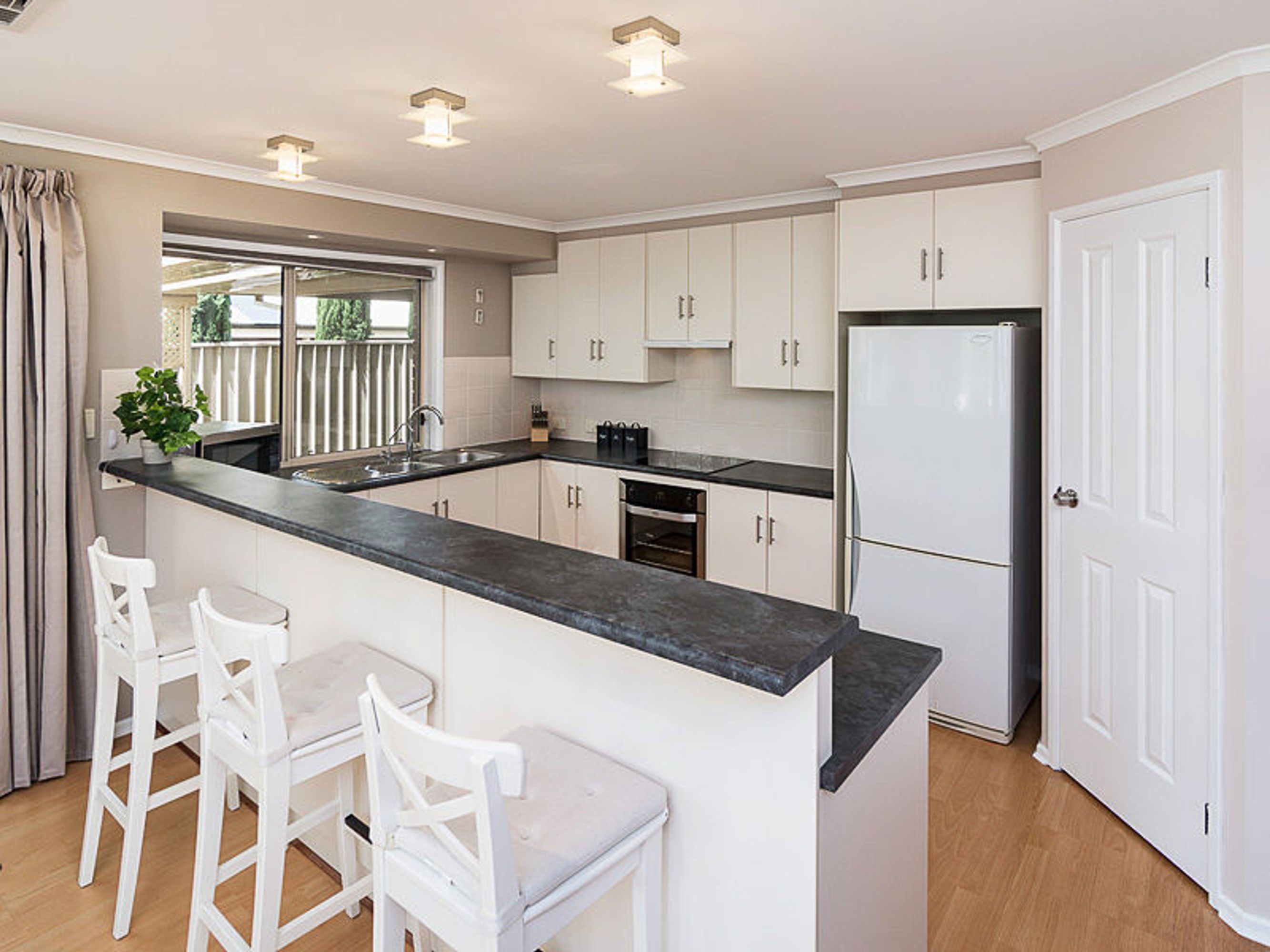6 Montrose Avenue, Strathalbyn, SA 5255, Strathalbyn - Thumbnail 4