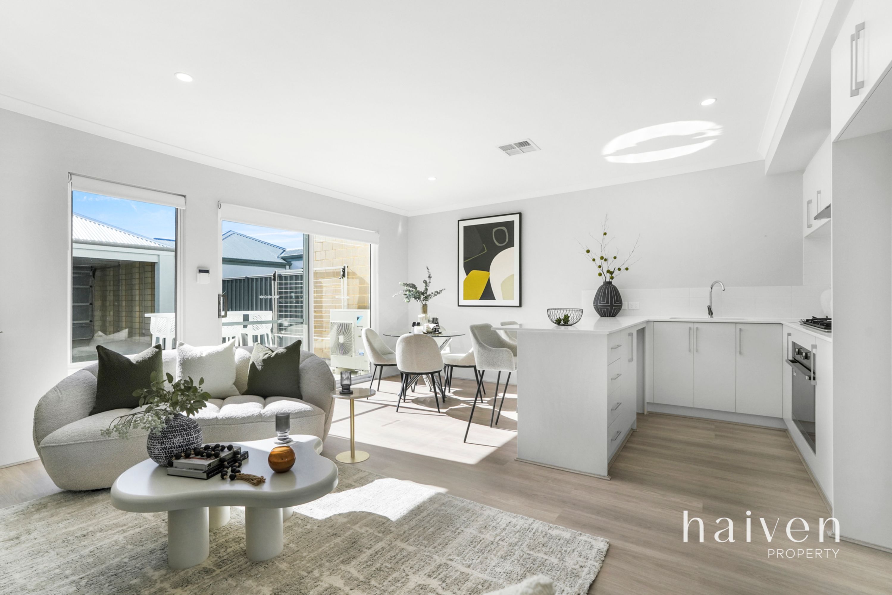 75 Lycaste Parade, Treeby - Thumbnail 6