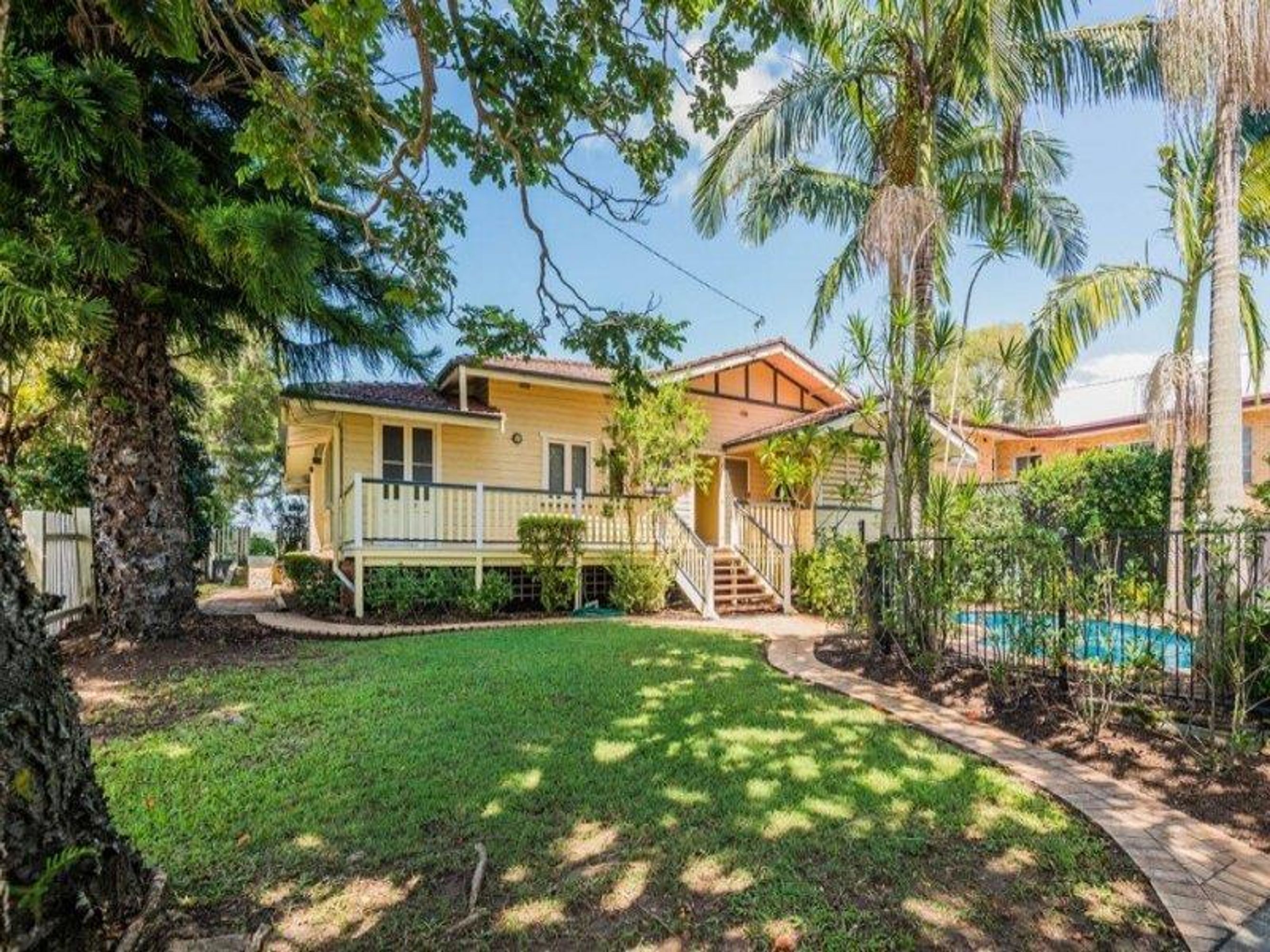 12 Dovedale Street, Grafton - Thumbnail 3