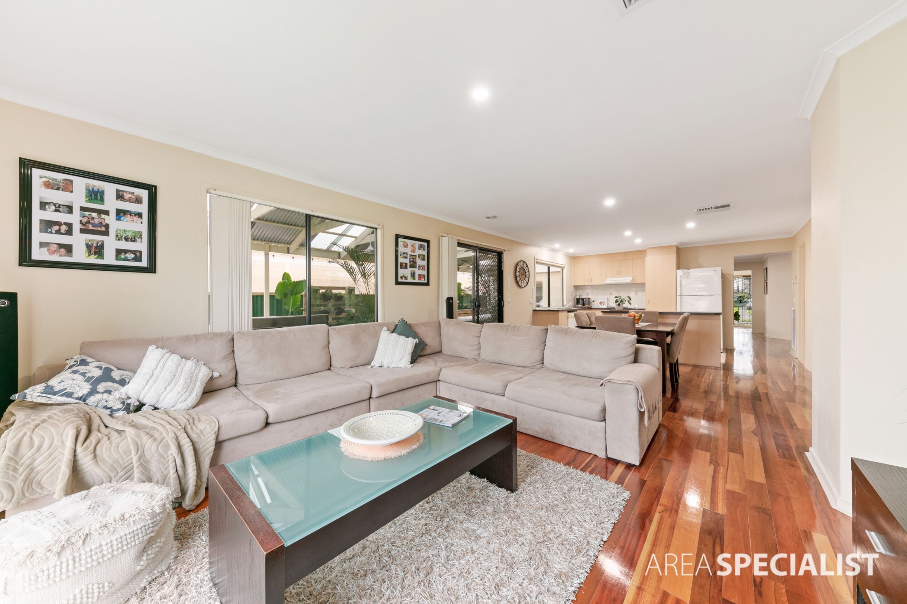 11 McQuillan Way, Burnside VIC 3023, Burnside - Thumbnail 8