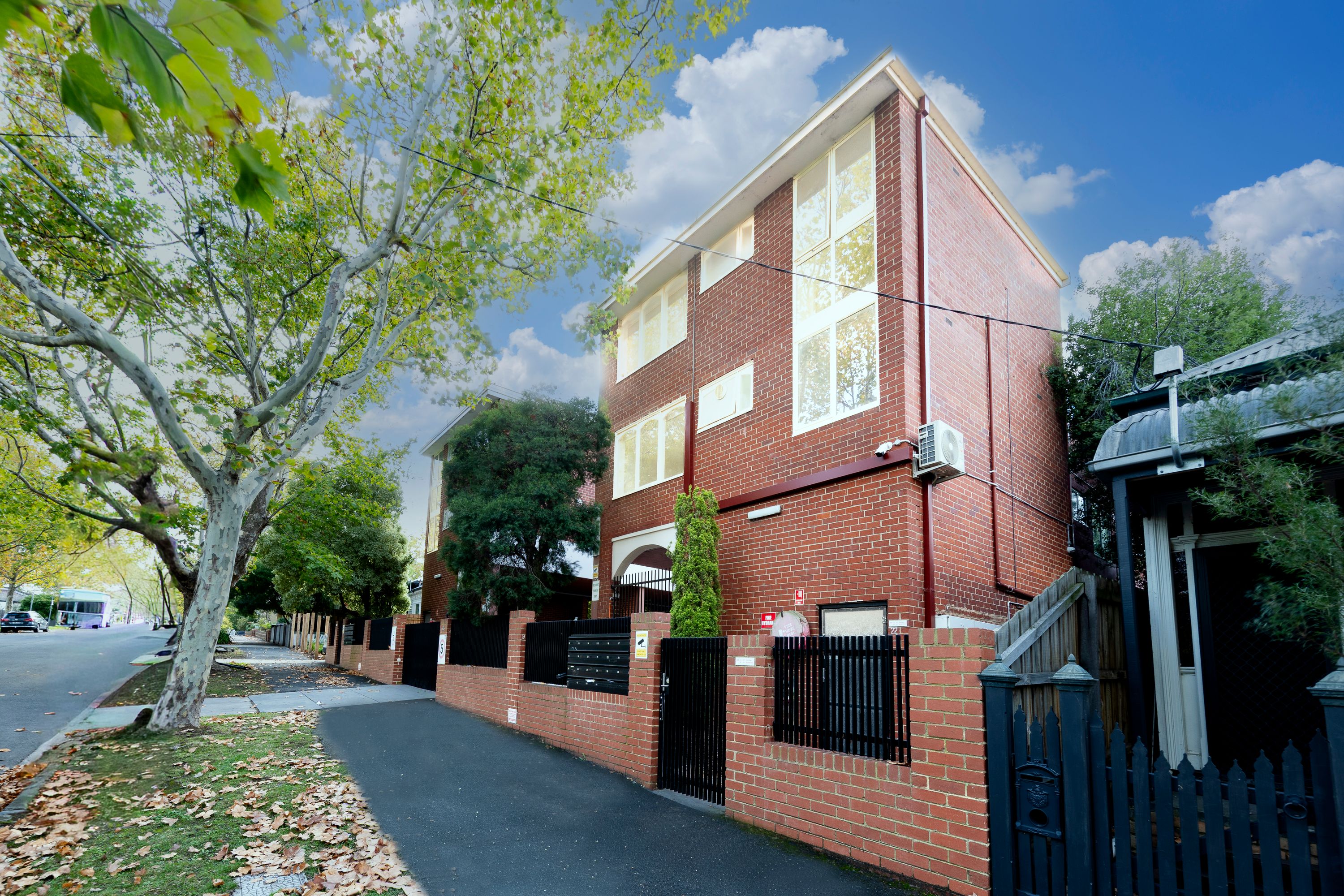 22/22-28 Canterbury Street, Flemington - Image 1