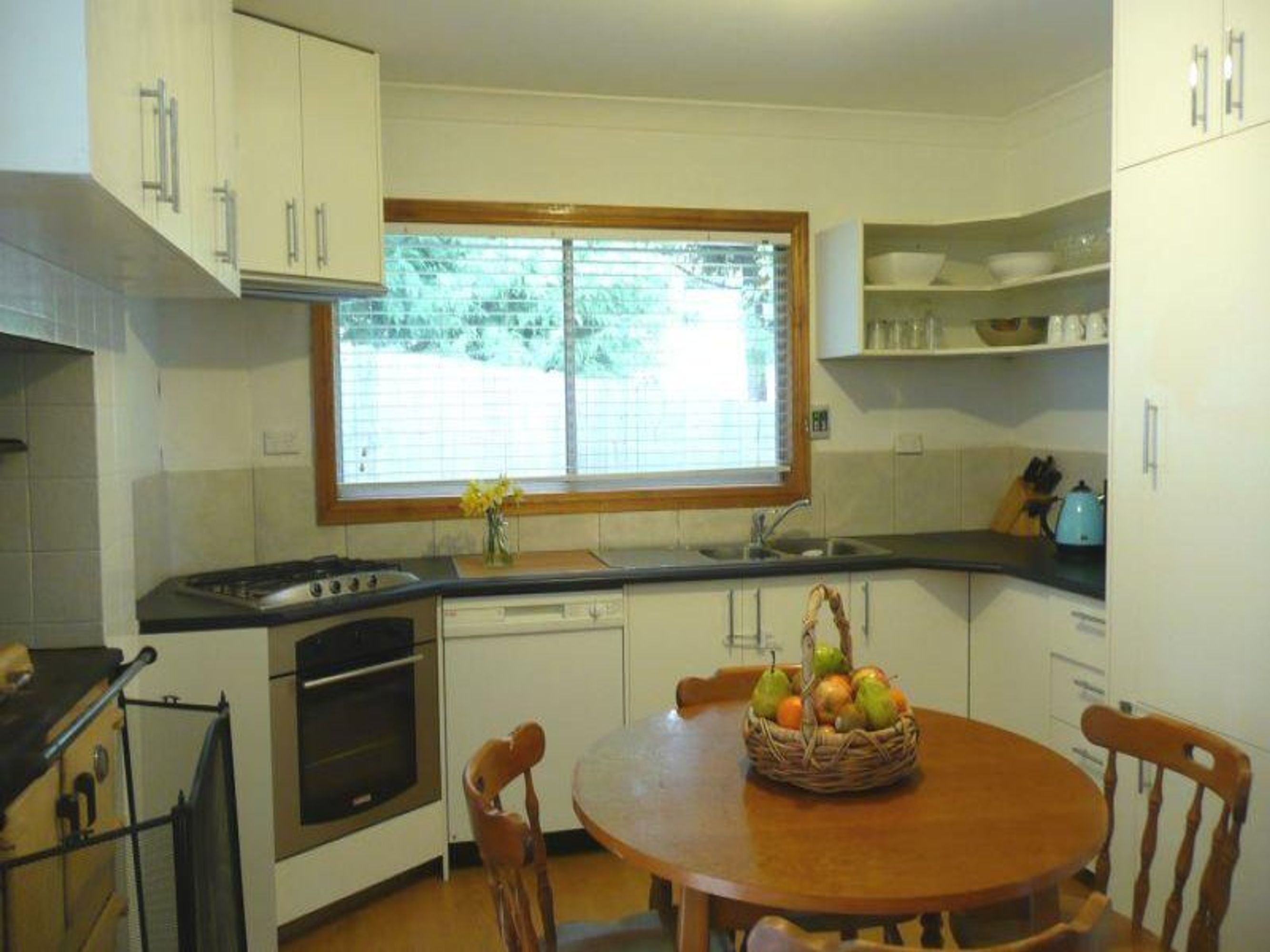 28 Kanimbla St, Katoomba - Thumbnail 2