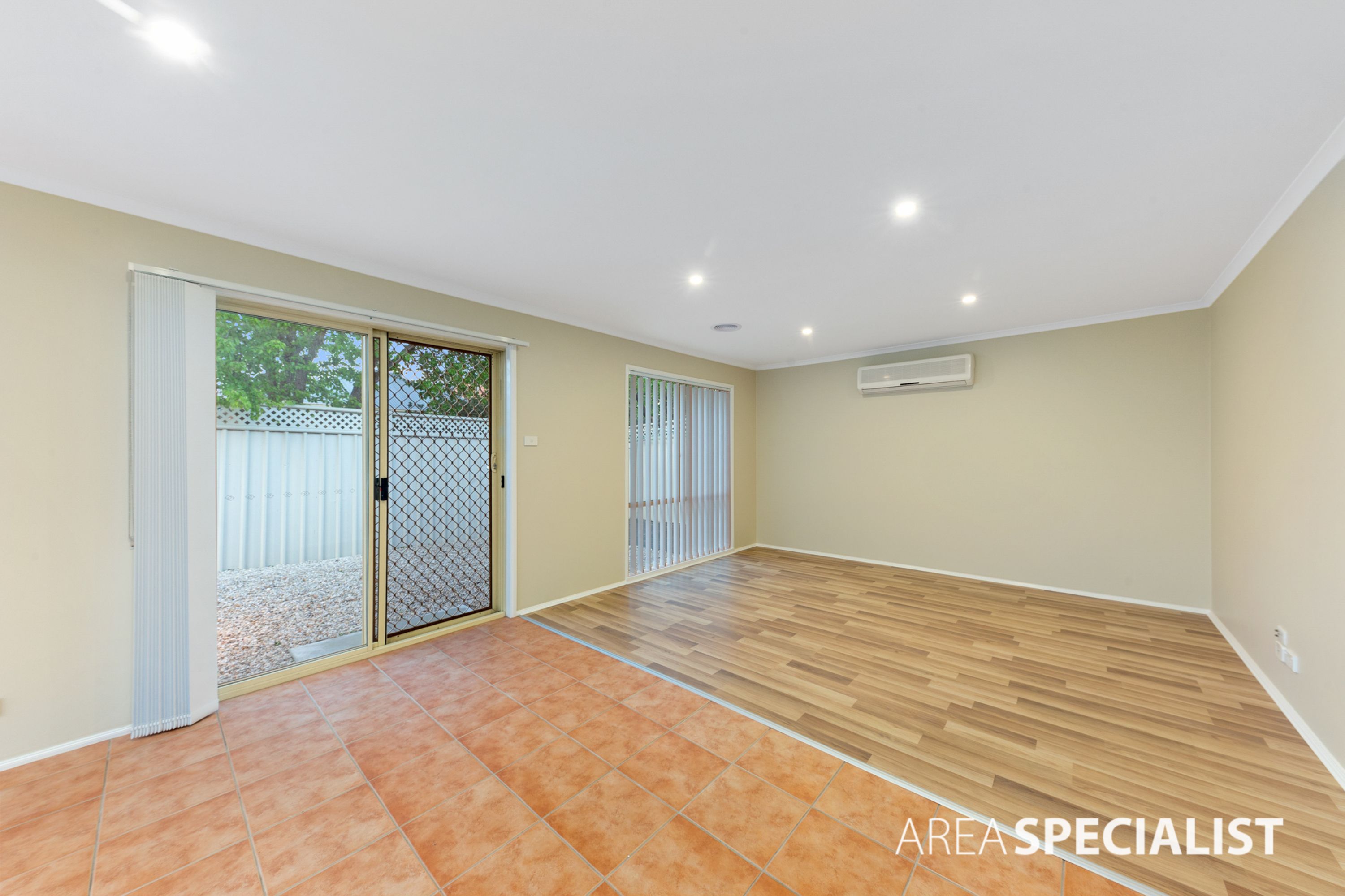 55 Abbington Crescent, Caroline Springs VIC 3023, Caroline Springs - Thumbnail 8