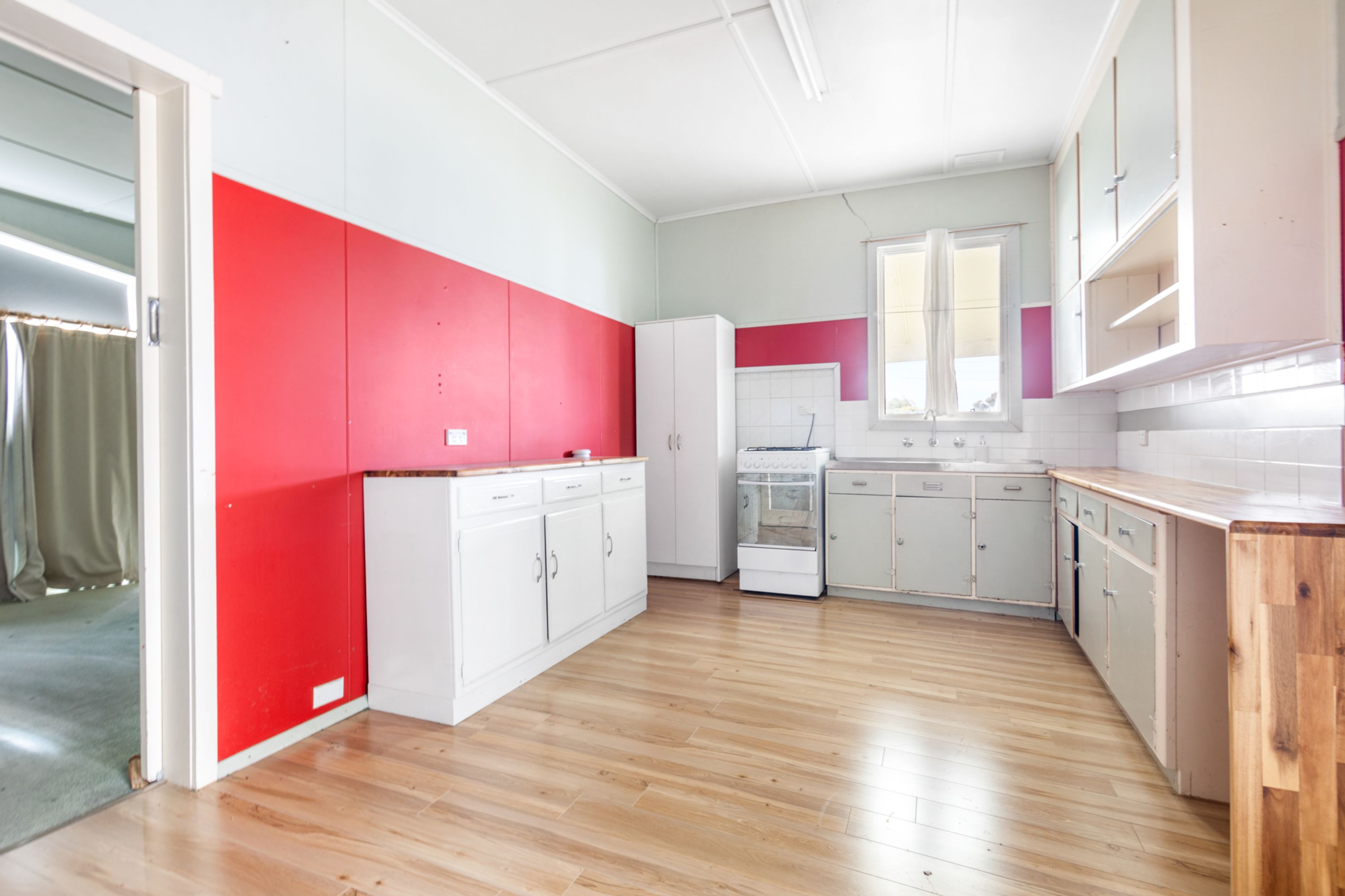 18 Anderson Street, Horsham VIC 3400, Horsham - Thumbnail 2