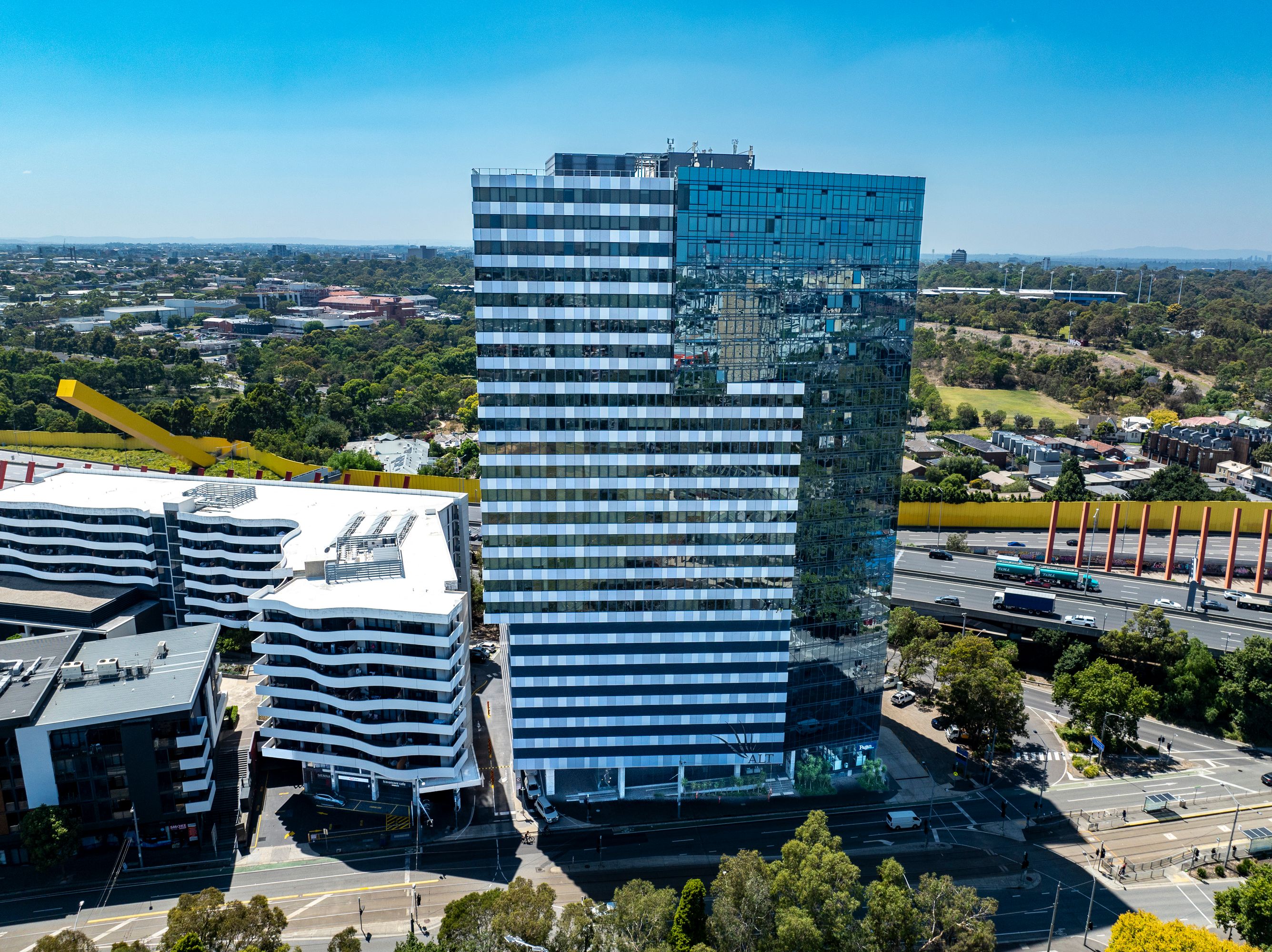 1803/18 Mt Alexander Road, Travancore - Image 1