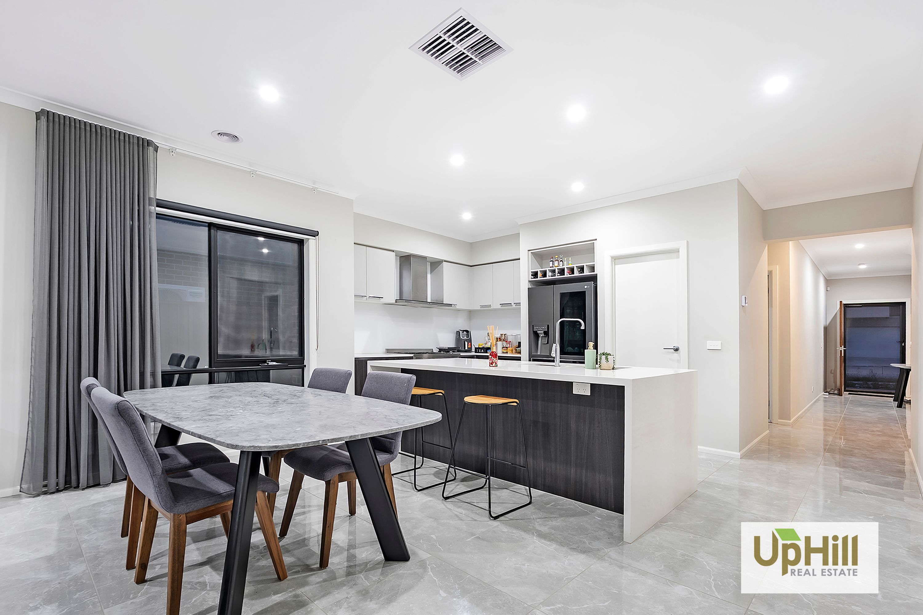 16 Vesna Avenue, Clyde North - Thumbnail 5