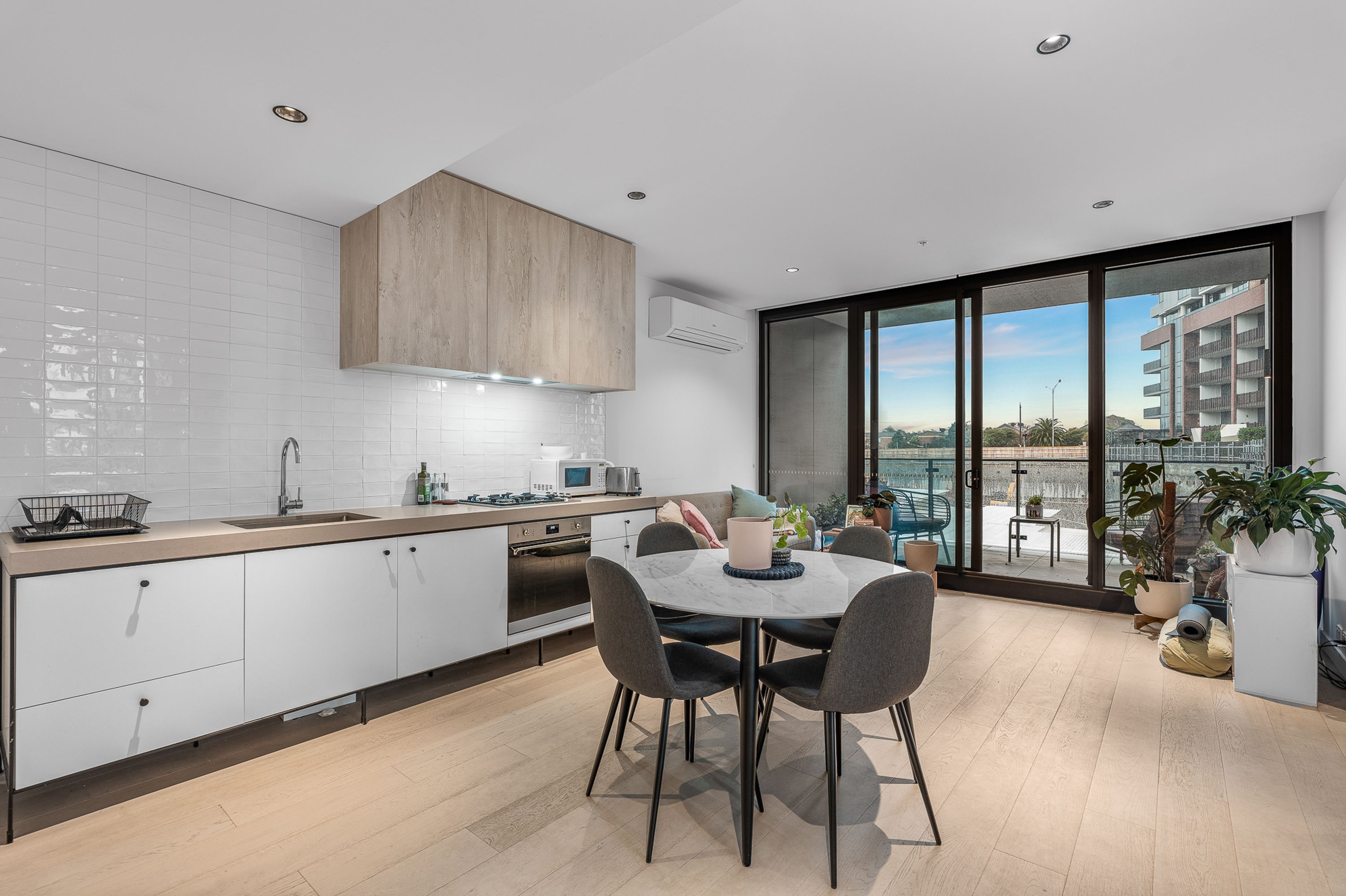 102/21 Mills Boulevard, Alphington