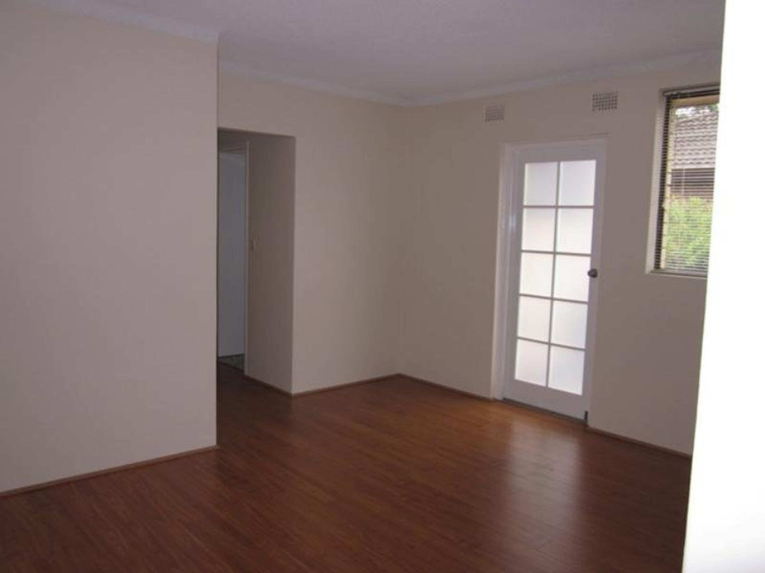 9/20 Gloucester  Rd, Hurstville, NSW 2220, Hurstville - Thumbnail 2