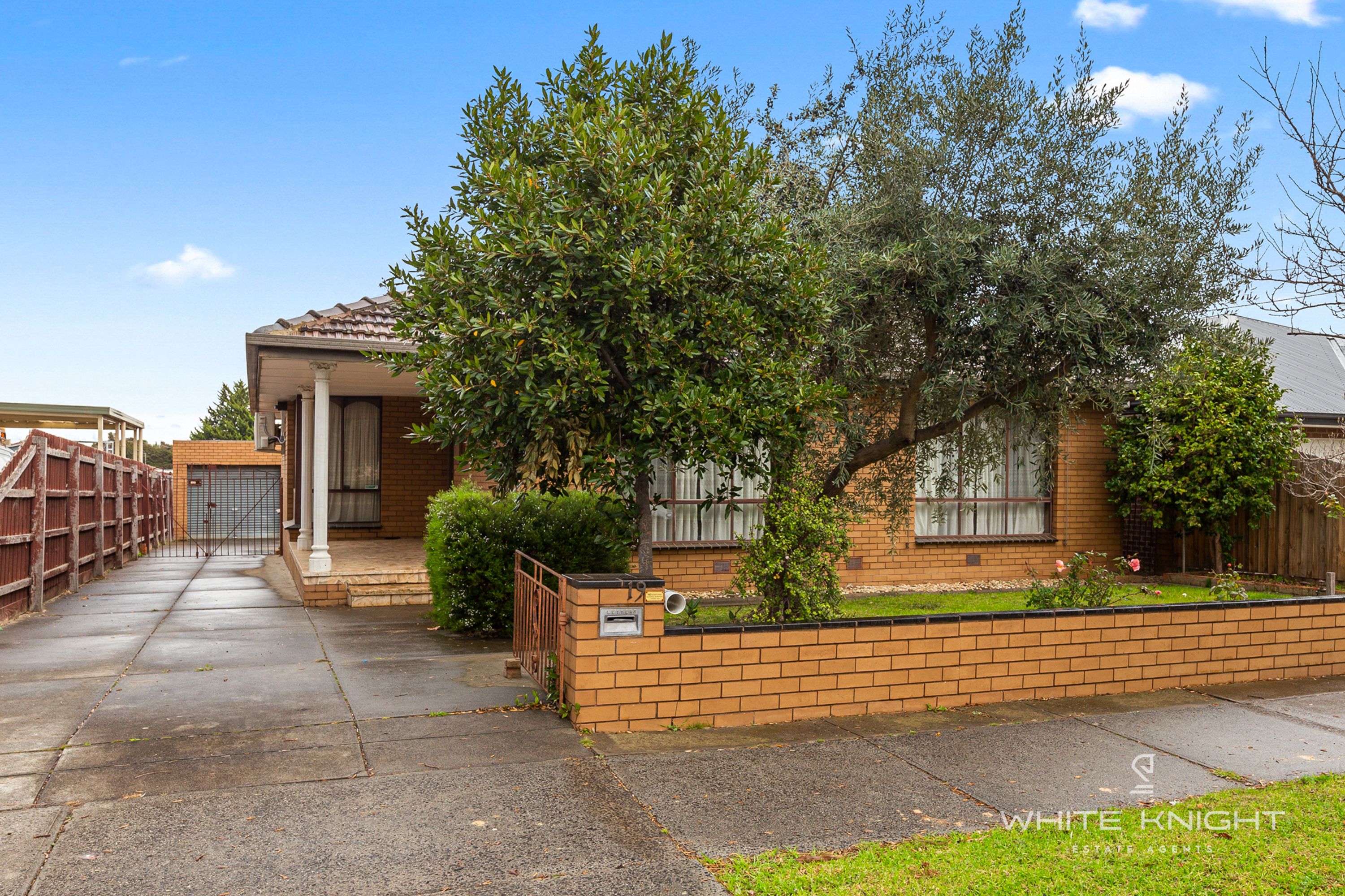 19 The Crossway, Keilor East, VIC 3033, Keilor East - Thumbnail 2