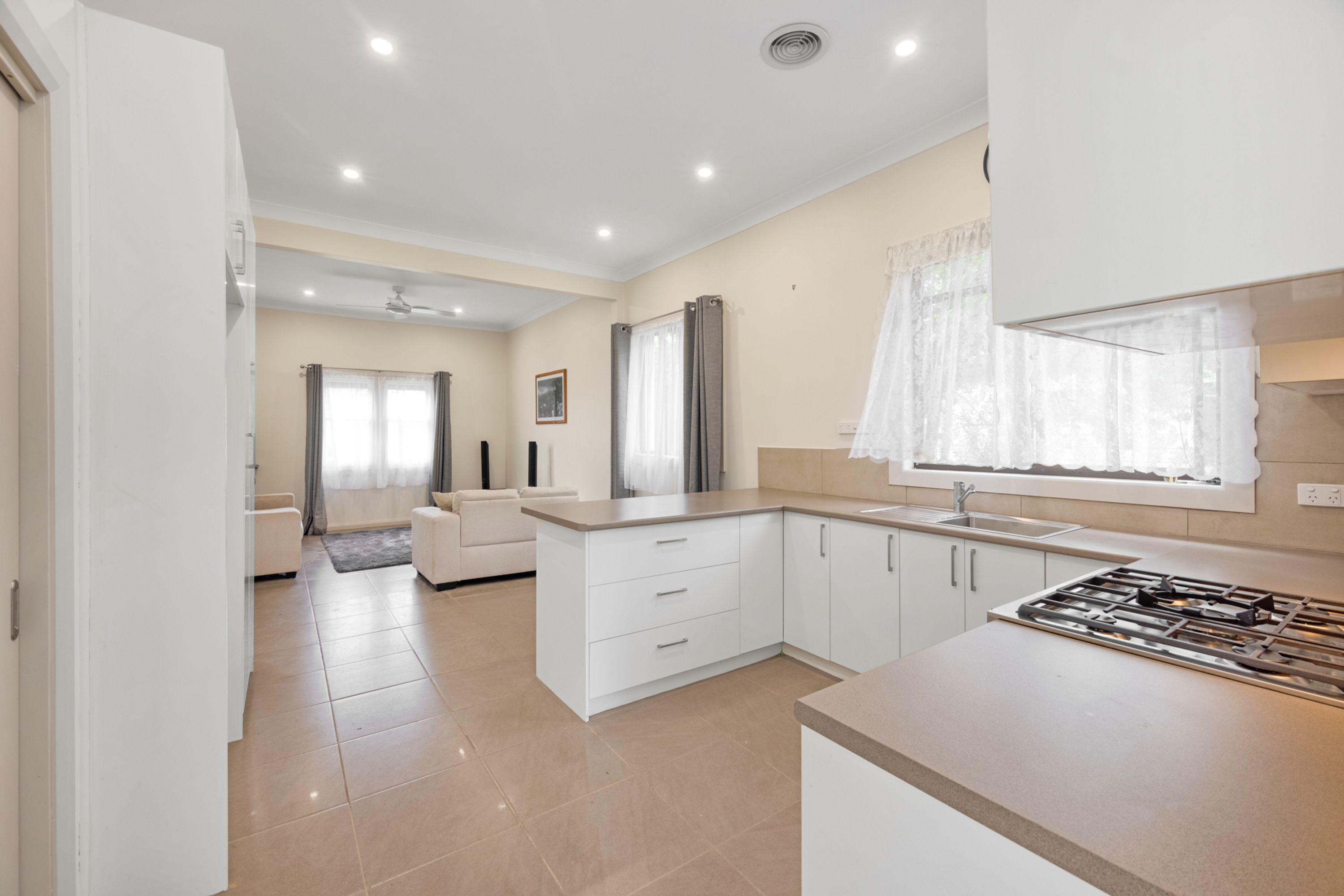 7 Francis Street, Horsham VIC 3400, Horsham - Thumbnail 2