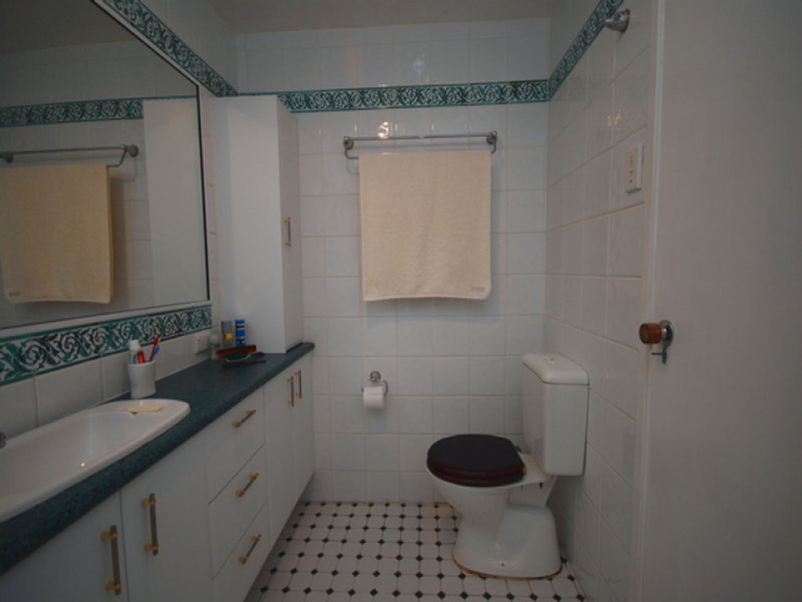 2 Mathews Road, Mount Victoria - Thumbnail 4