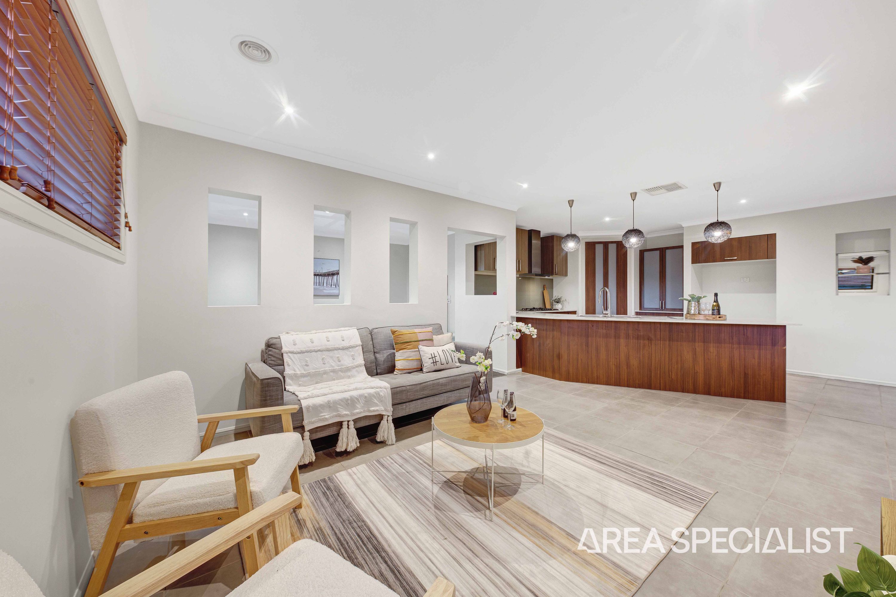 18 Blue Moon Way, Sydenham, Sydenham - Thumbnail 7