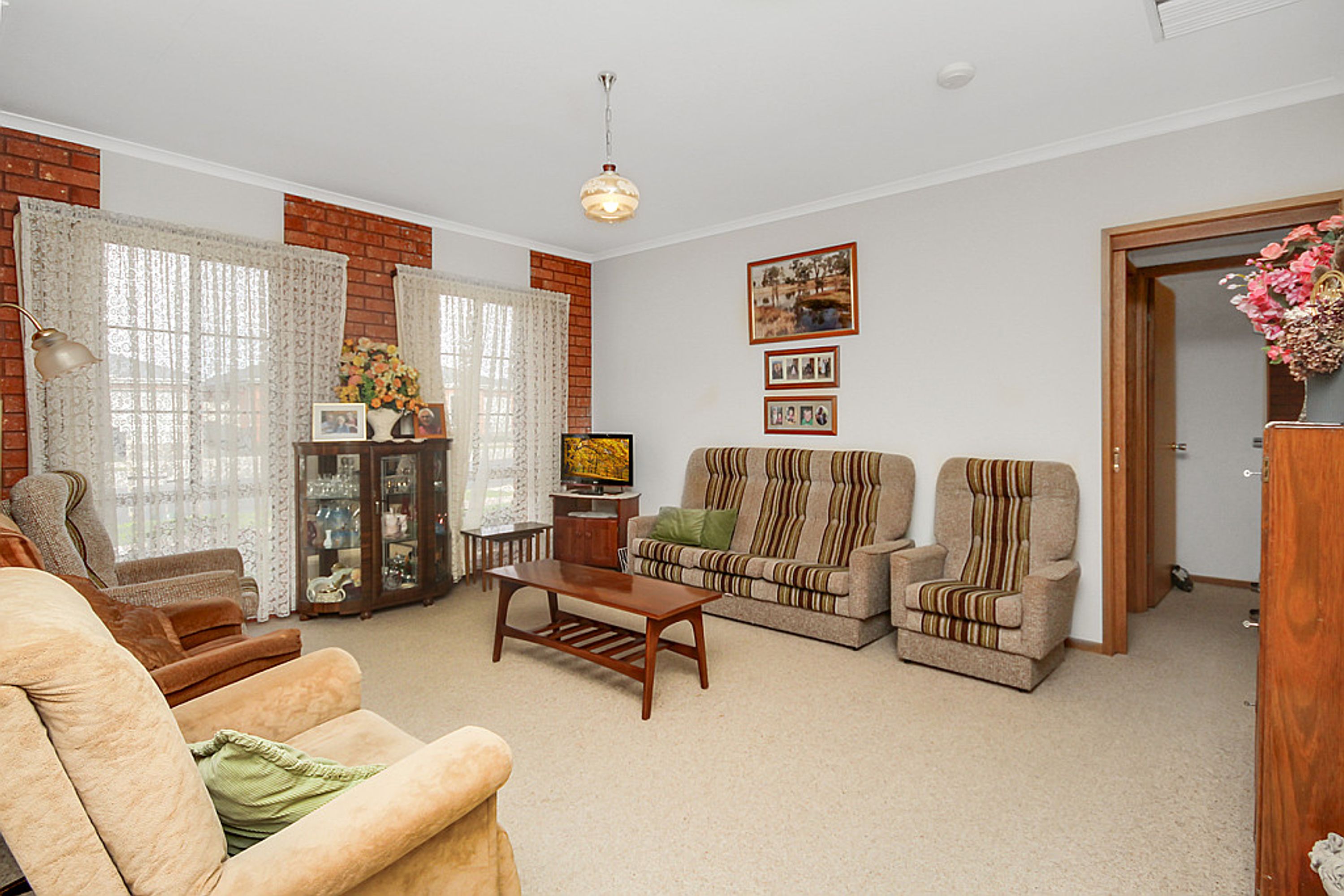16 Ivy Street, Horsham VIC 3400, Horsham - Thumbnail 2
