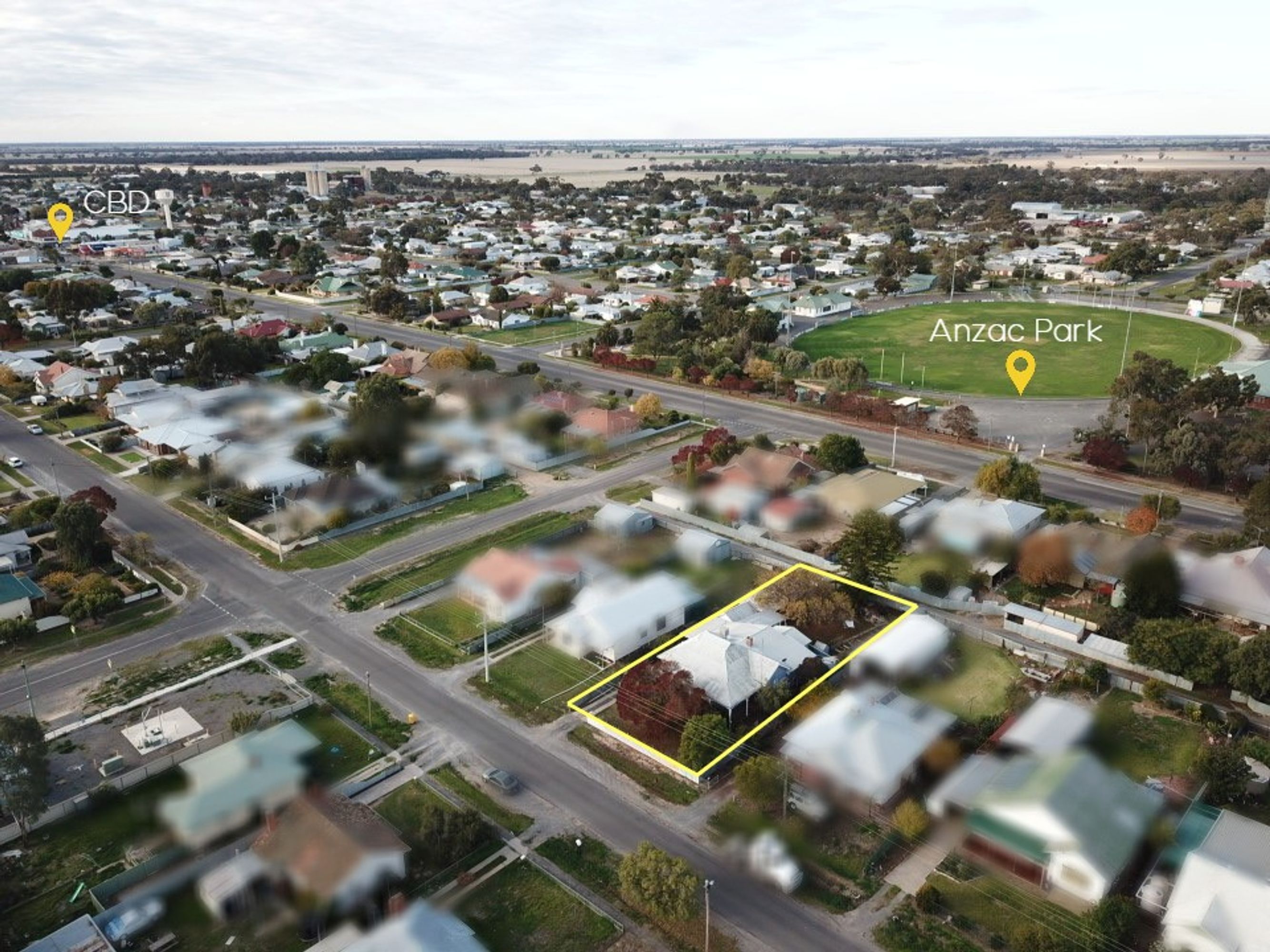 85 Jamouneau Street, Warracknabeal VIC 3393, Warracknabeal - Thumbnail 2
