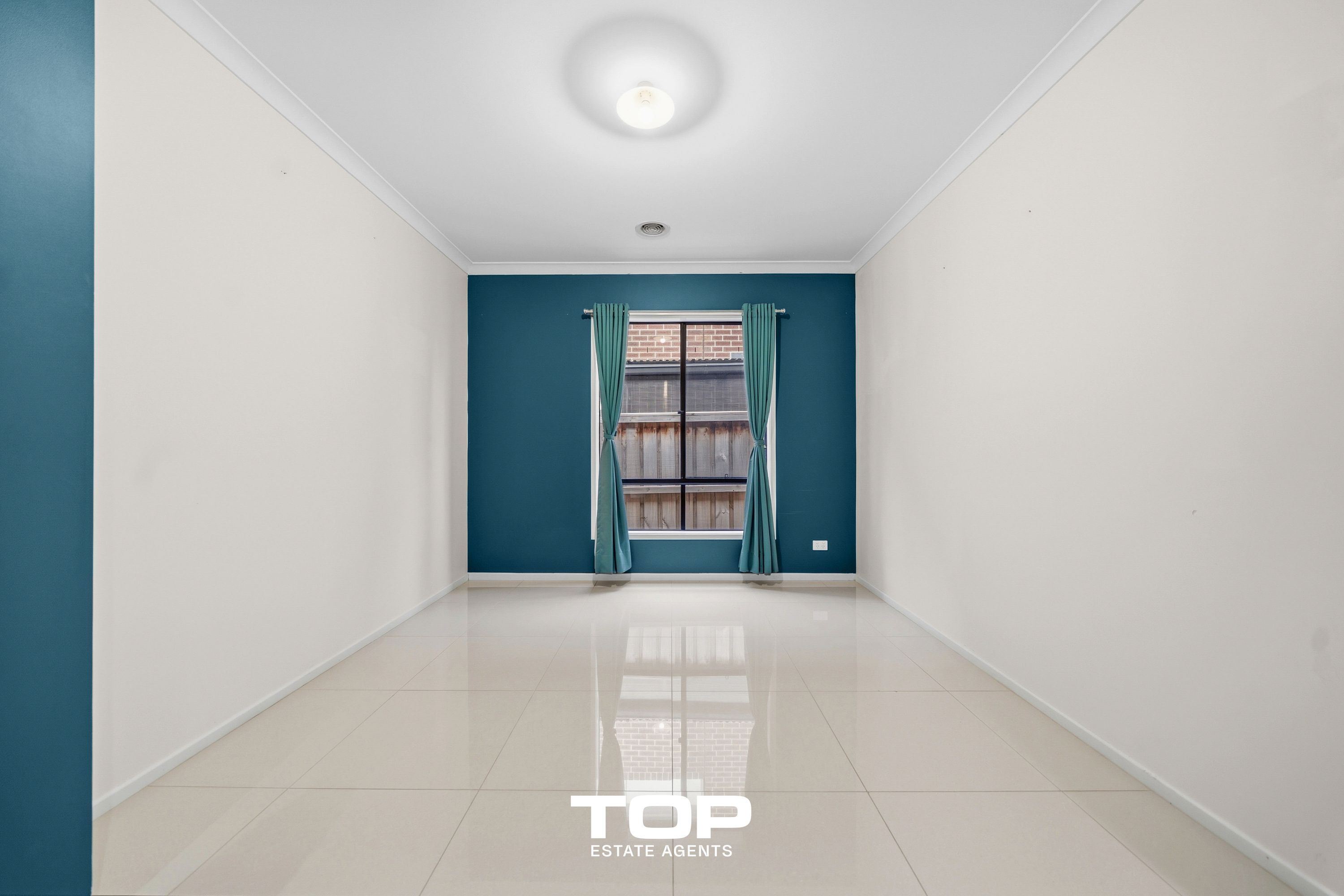 92 Moxham Drive, Clyde North - Thumbnail 3