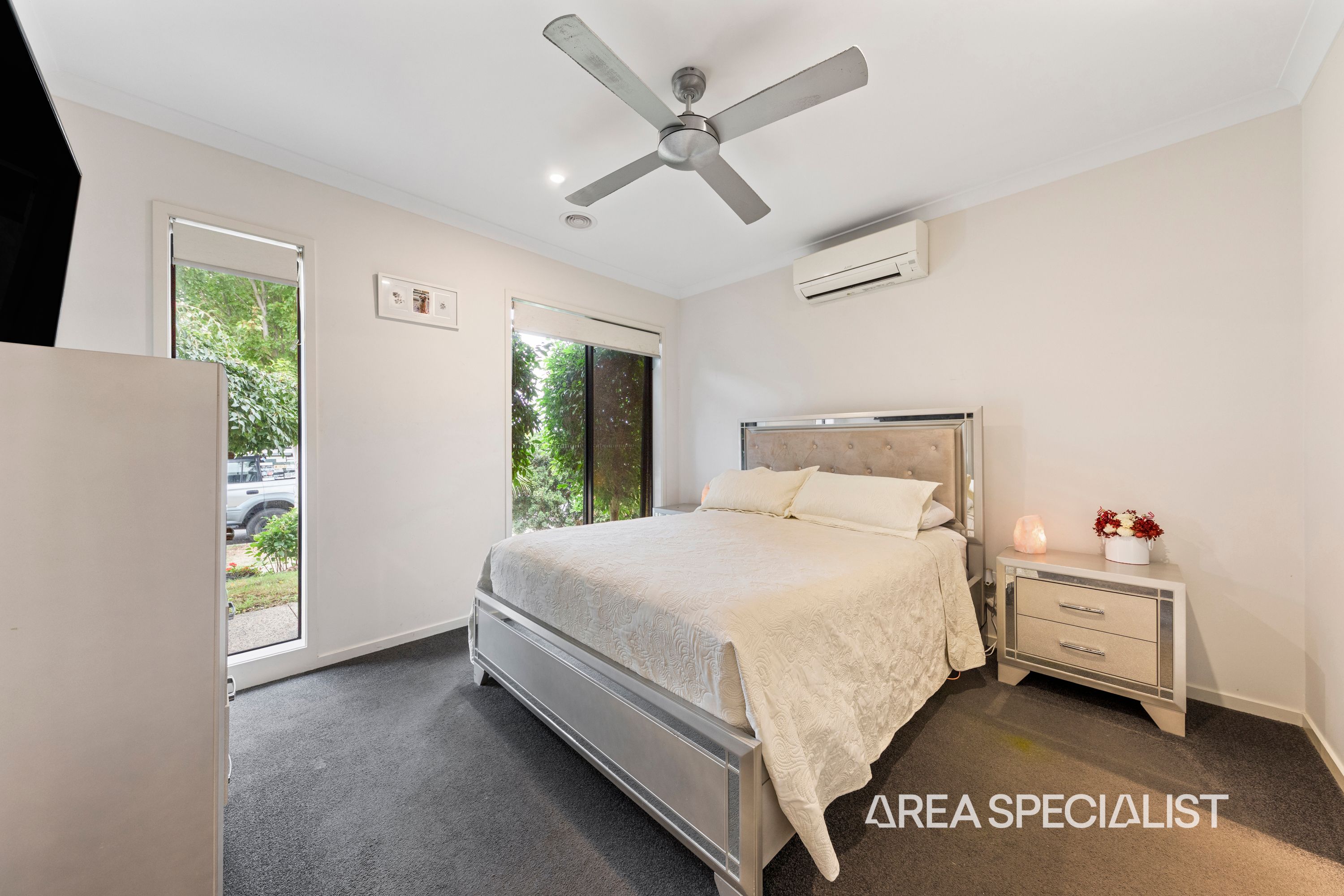 44 Strettle Crescent, Cranbourne North - Thumbnail 5