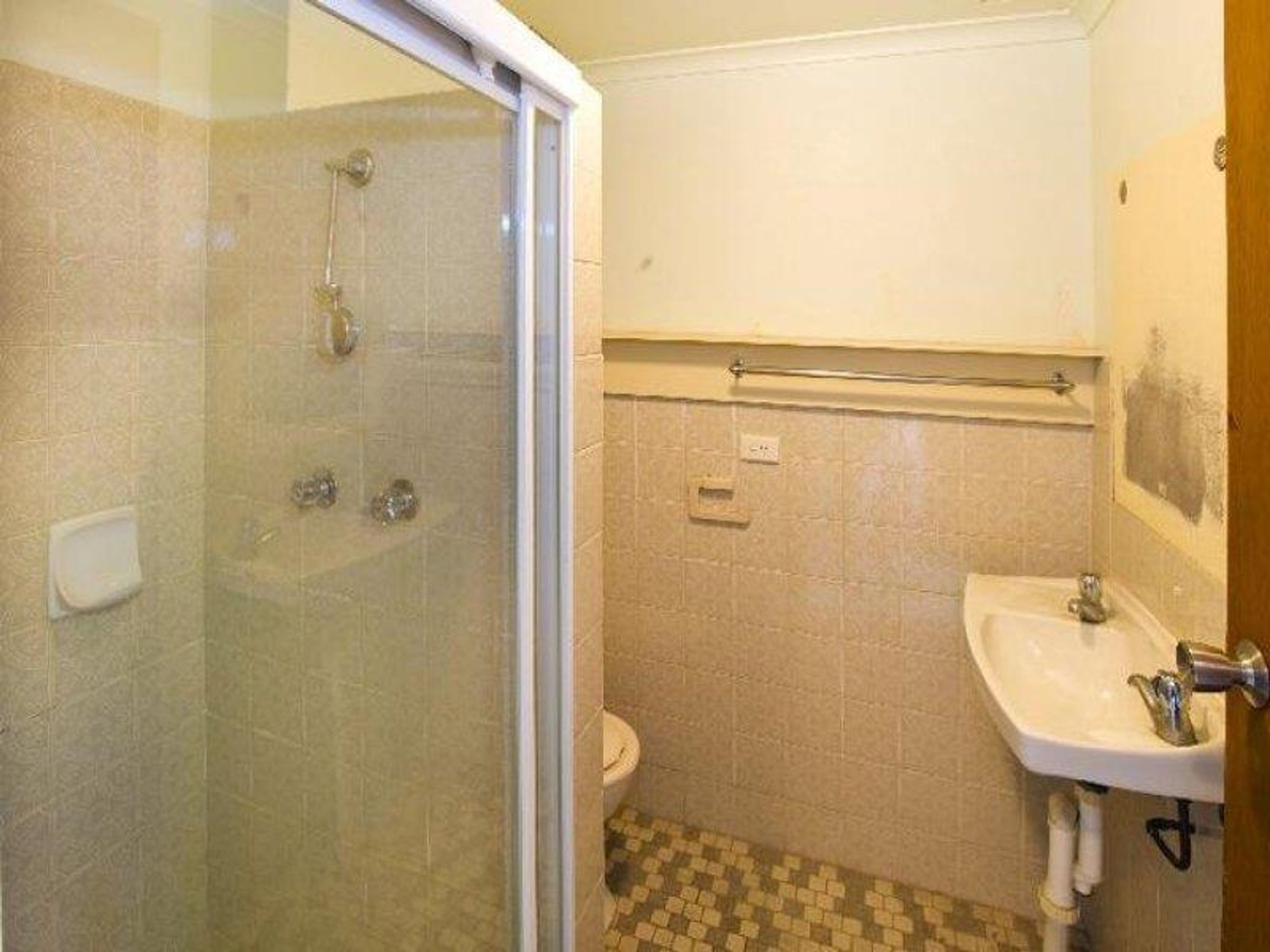 2/2/213 Prince Street, Grafton - Thumbnail 3