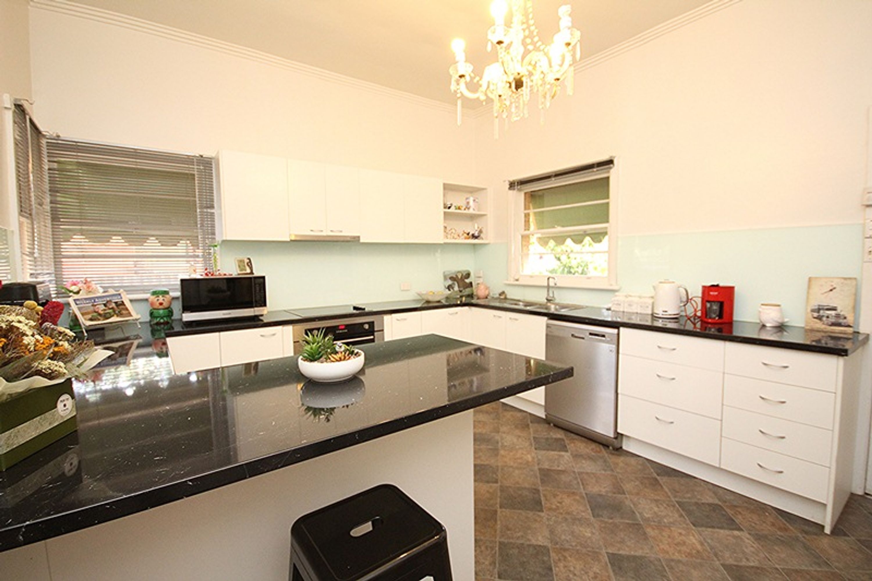 10 Dimboola Road, Nhill VIC 3418, Nhill - Thumbnail 3