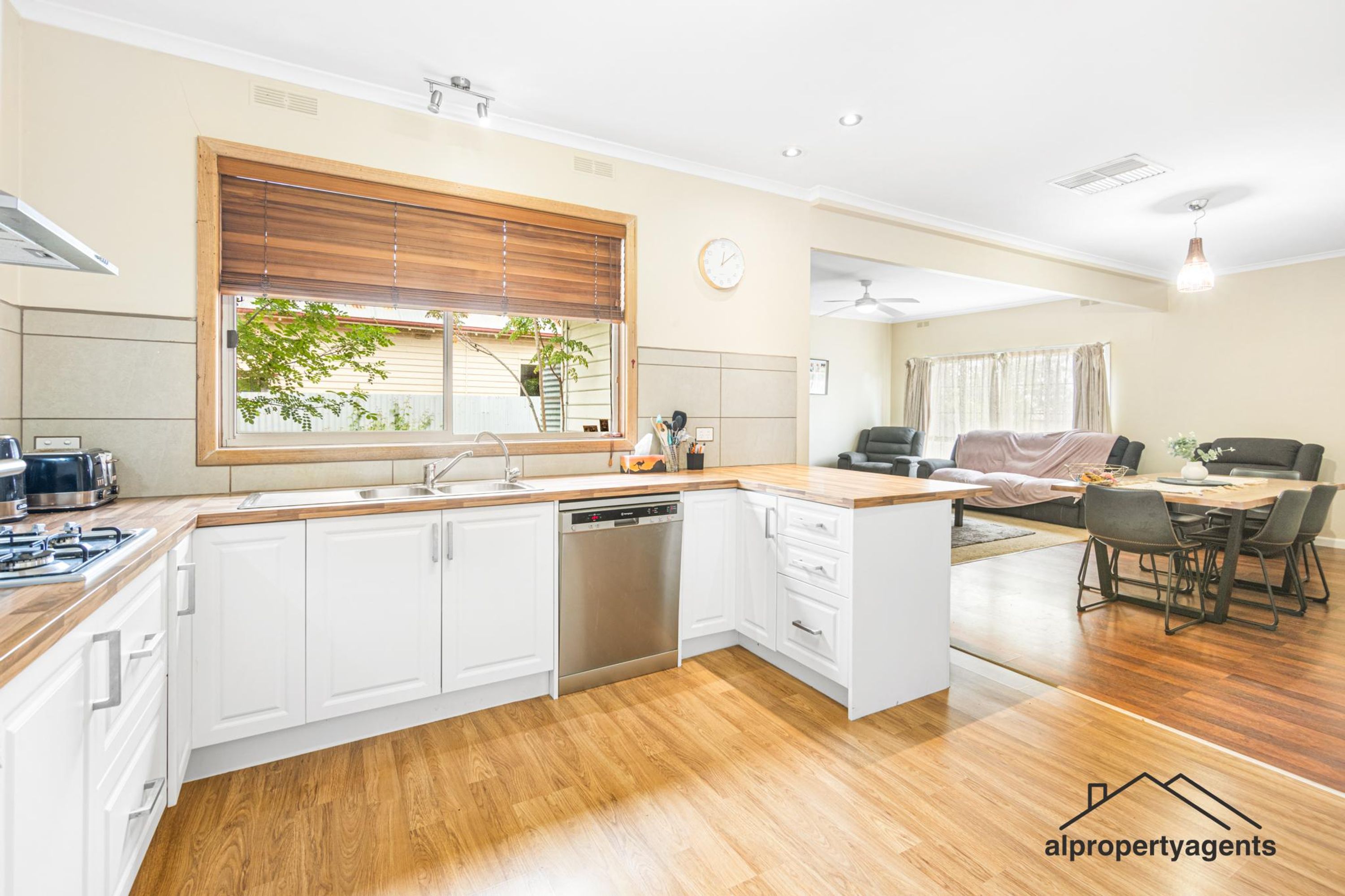 110 Dooen Road, Horsham VIC 3400, Horsham - Thumbnail 2