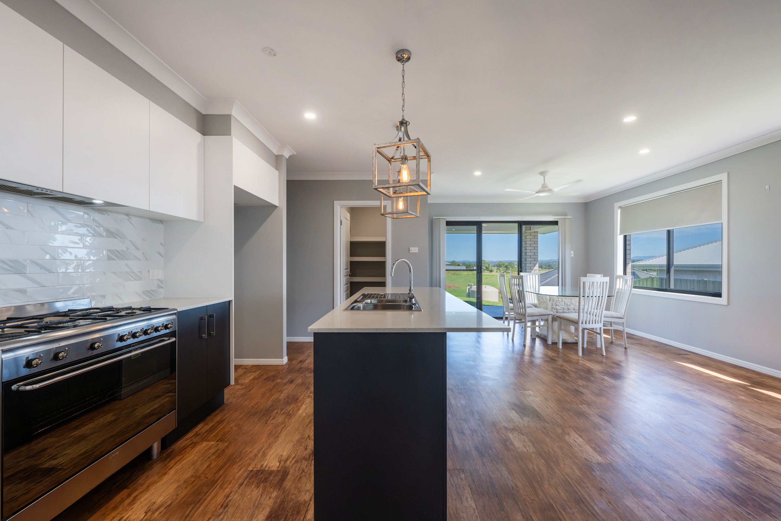 17 DOBELL COURT, Junction Hill - Thumbnail 4