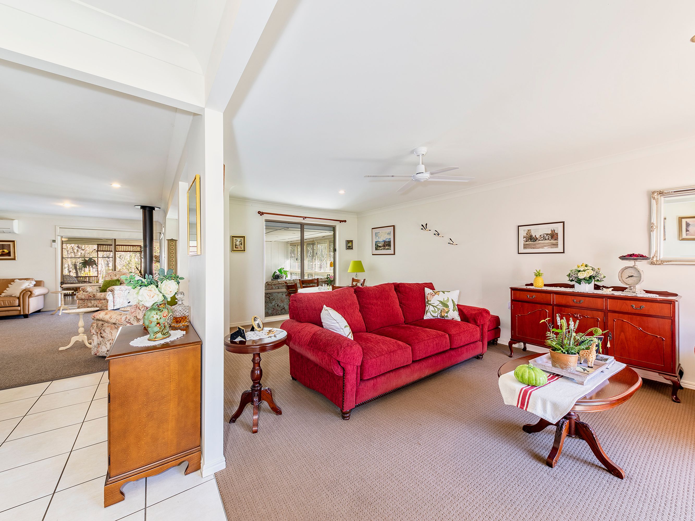 36 Mahogany Drive, Gulmarrad - Thumbnail 3