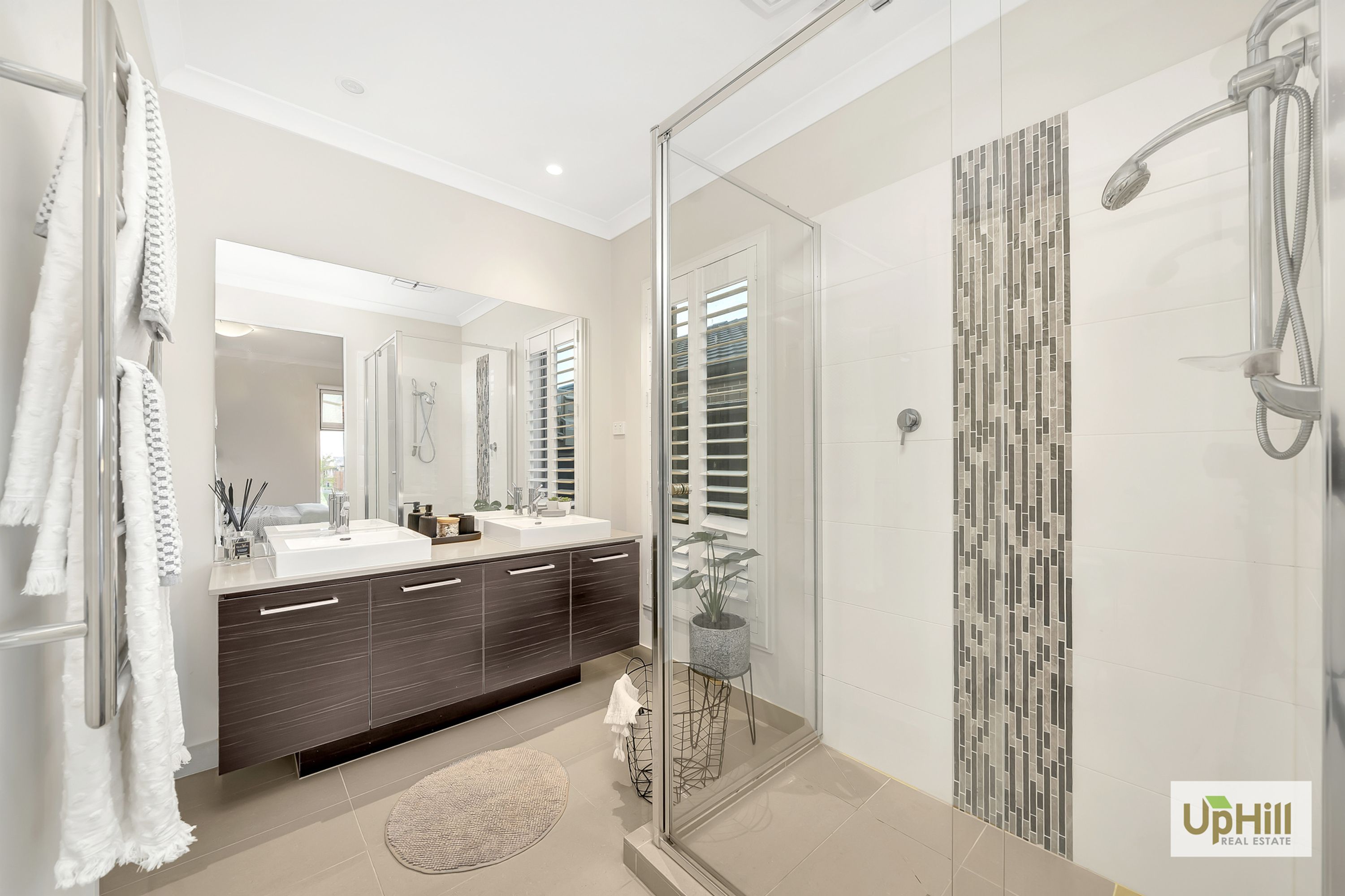 11 DAME AVENUE, Clyde North - Thumbnail 4
