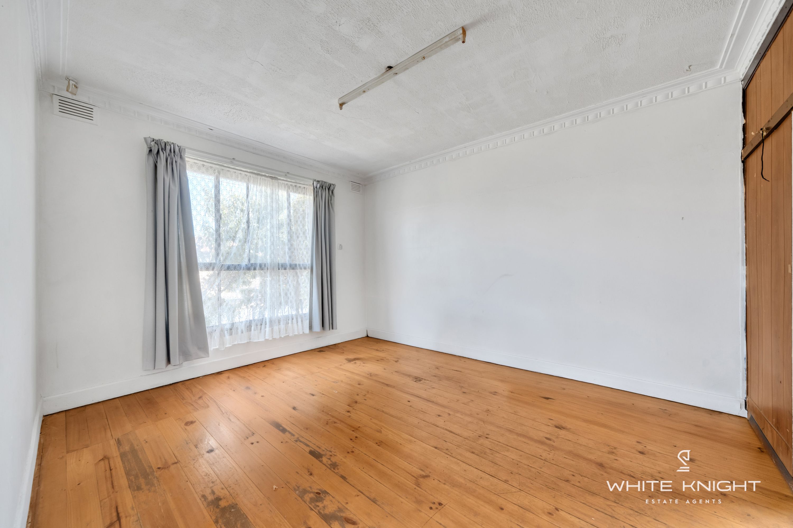 36 Erica Avenue, St Albans VIC 3021, St Albans - Thumbnail 7