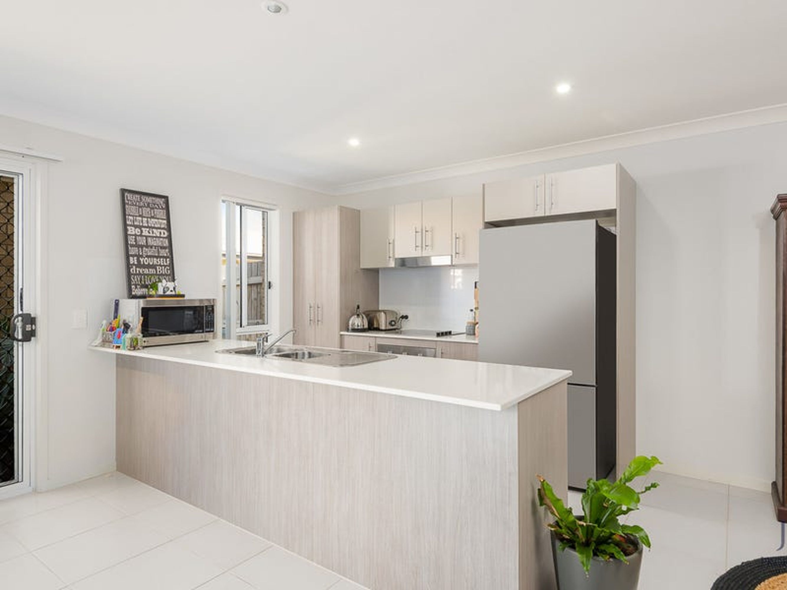 16 Baxter Crescent, Caboolture - Thumbnail 3