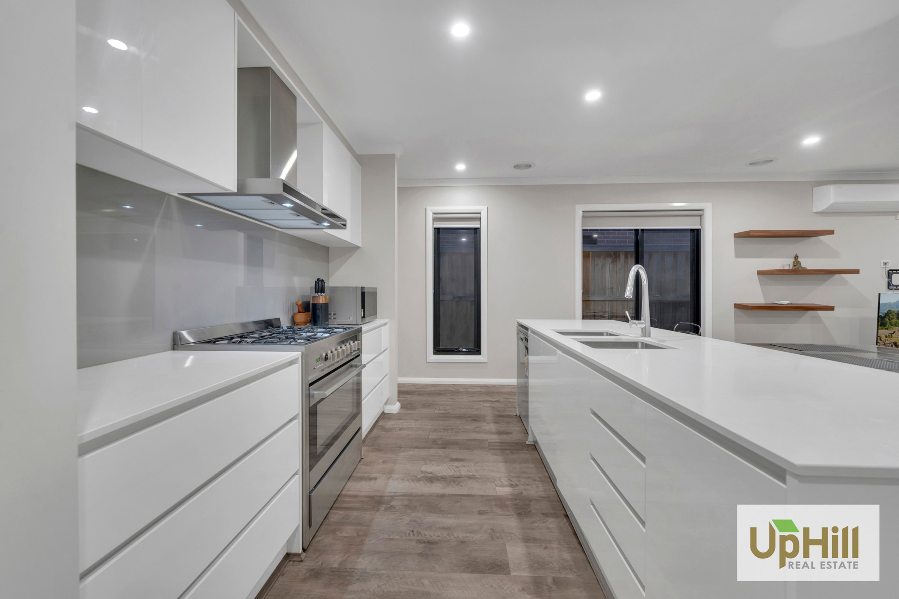 79 Moxham Drive, Clyde North - Thumbnail 5