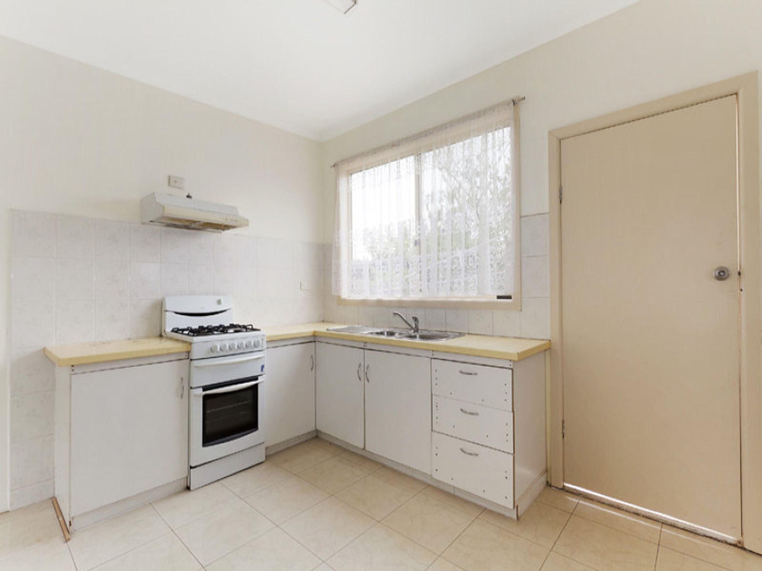 30 Glendale Road, Springvale - Thumbnail 3
