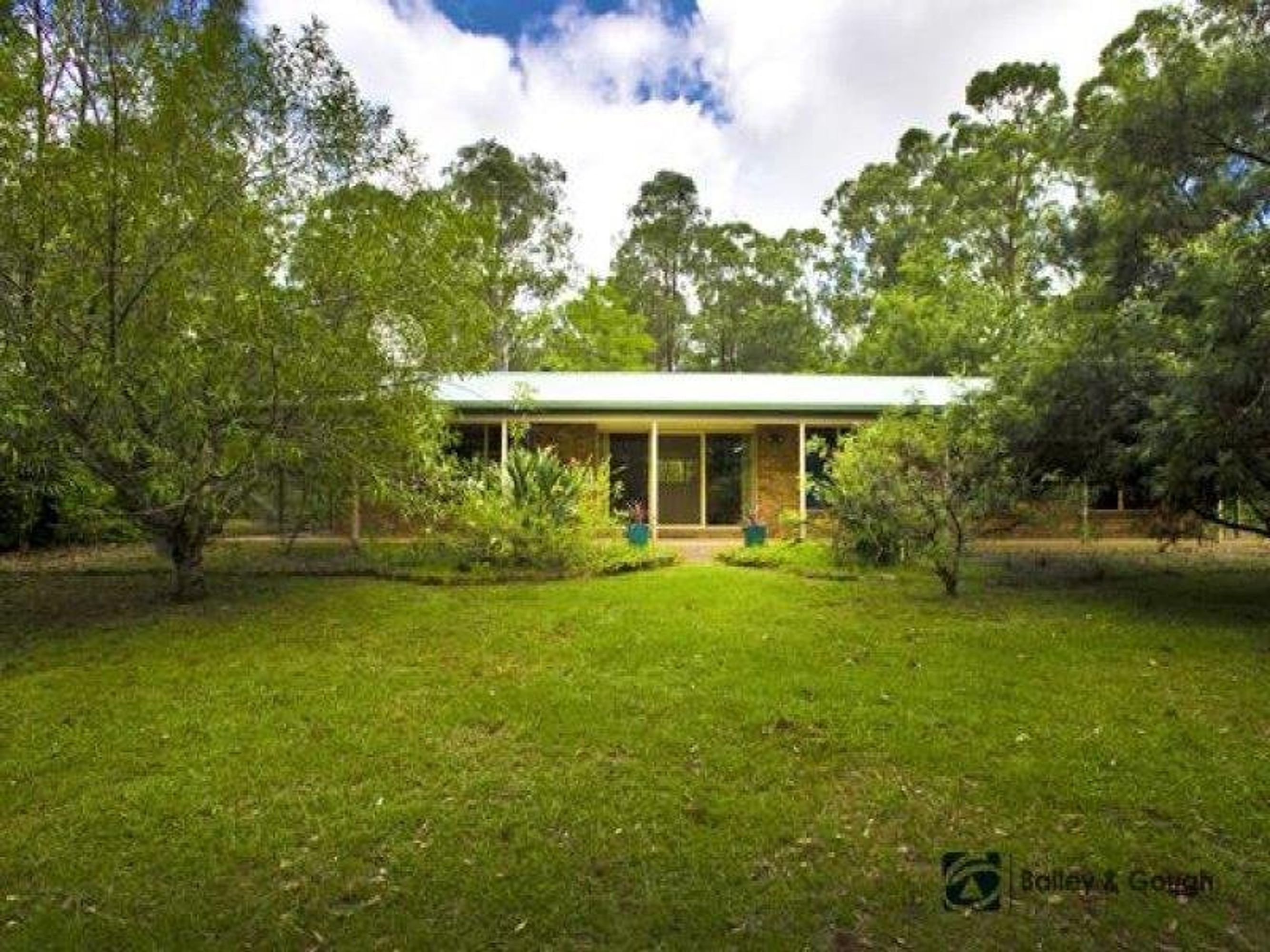 4 Middle Creek Road, Coutts Crossing - Image 1
