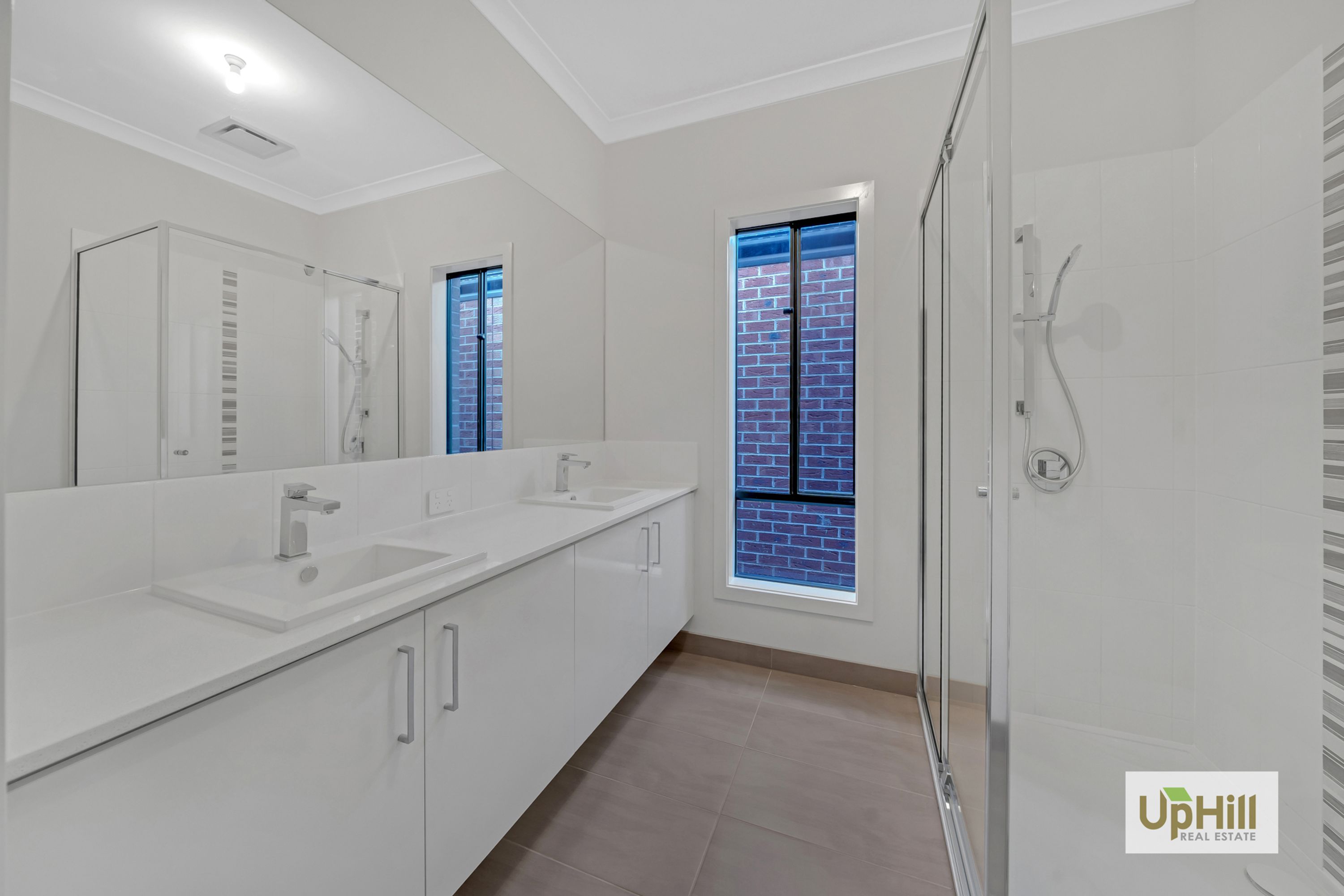 15 JUBILEE ROAD, Clyde - Thumbnail 3