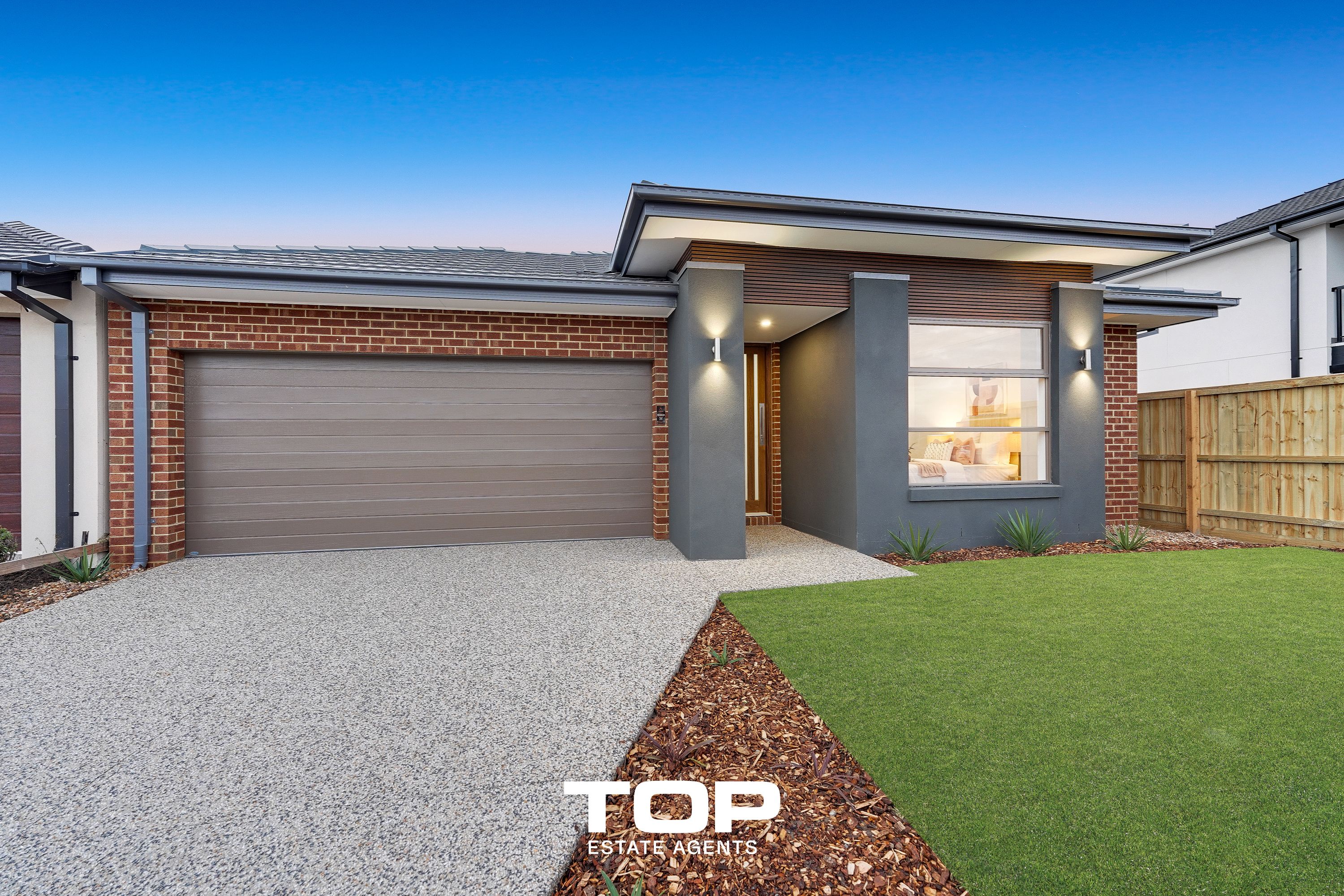 23 Celevan Street, Clyde North - Thumbnail 2