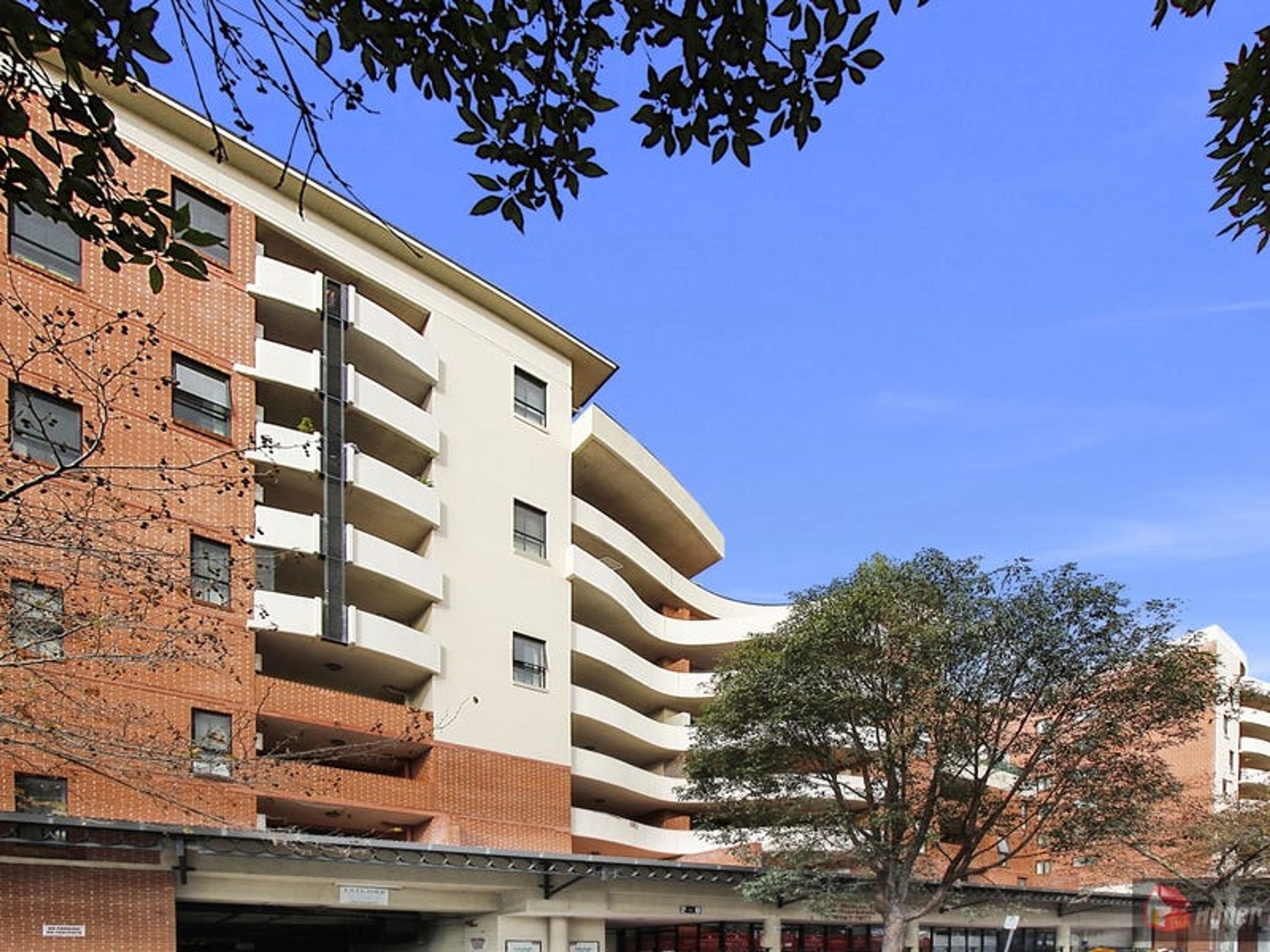 44/2, Rockdale - Thumbnail 5