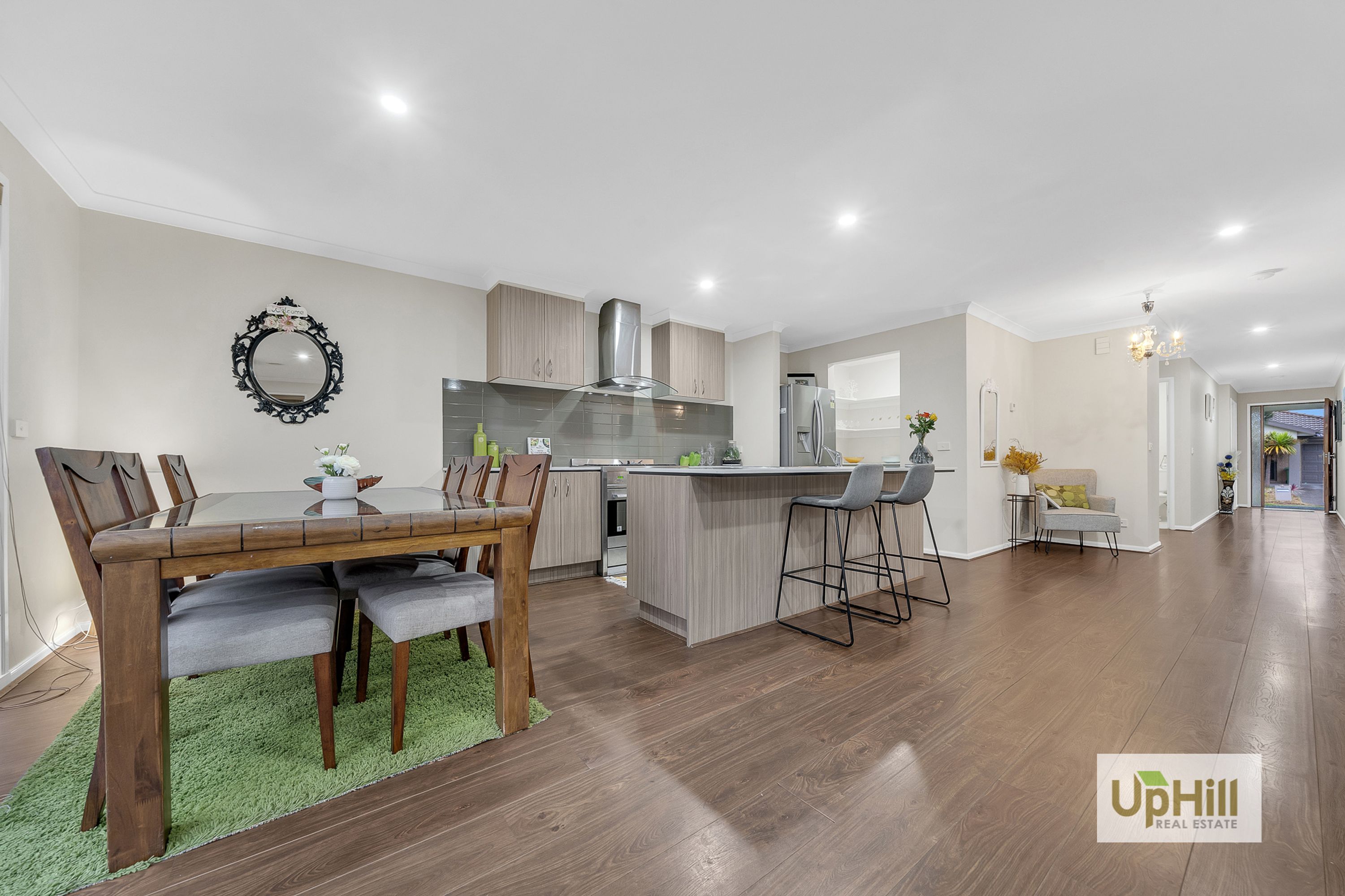 16 Jutland Close, Clyde North - Thumbnail 2