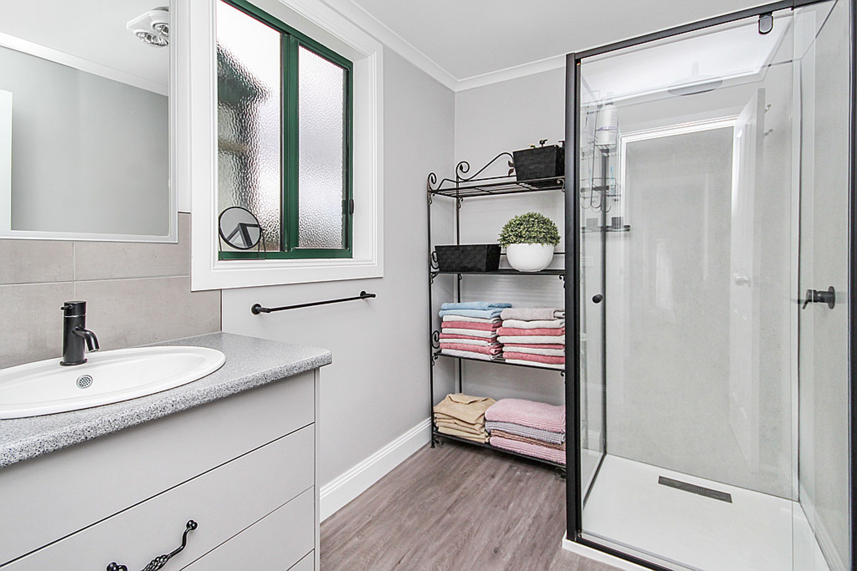 24 Frederick Street, Horsham VIC 3400, Horsham - Thumbnail 5