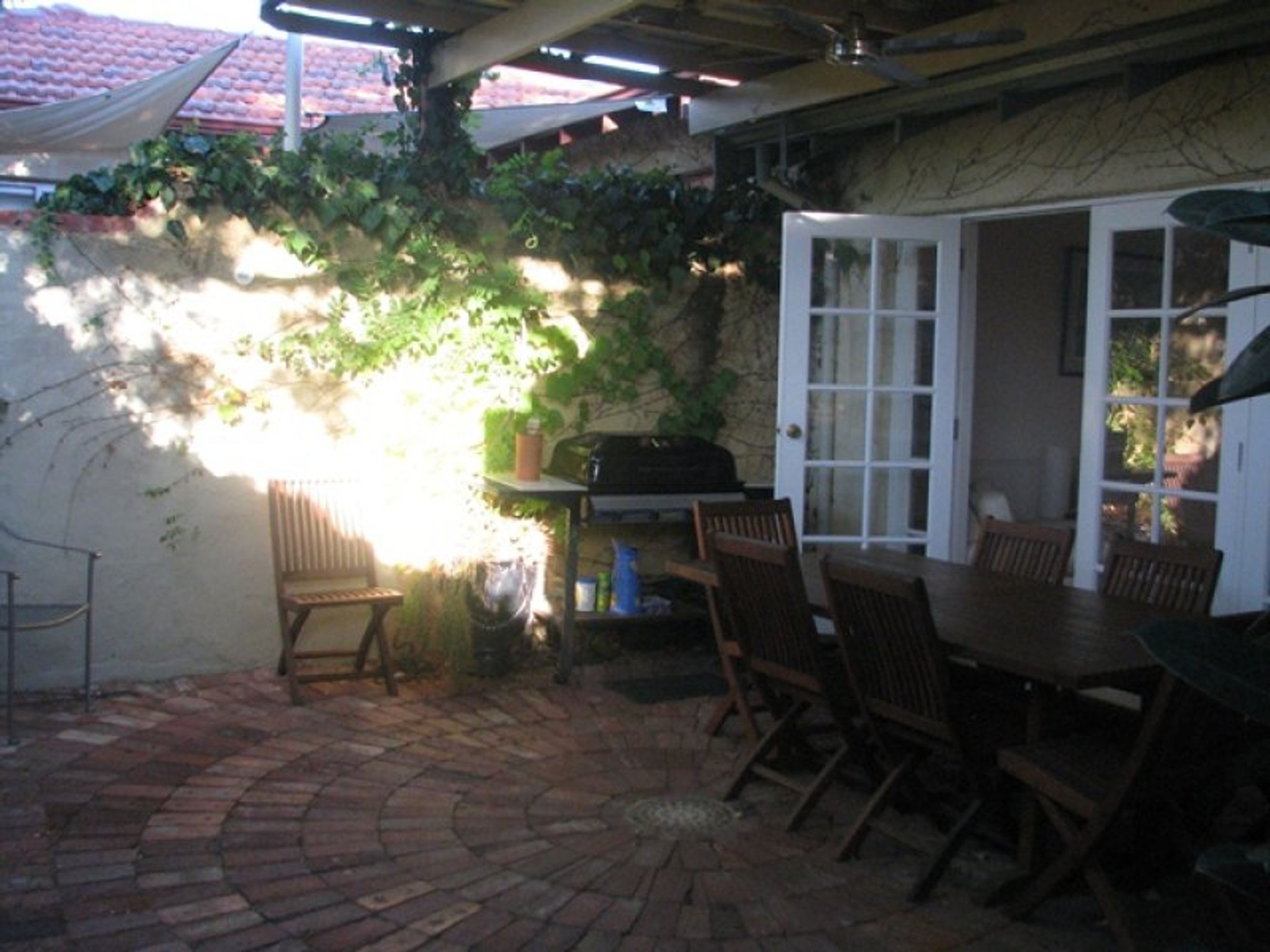 2/25 Barnfield Road, Claremont, WA 6010, Claremont - Thumbnail 4