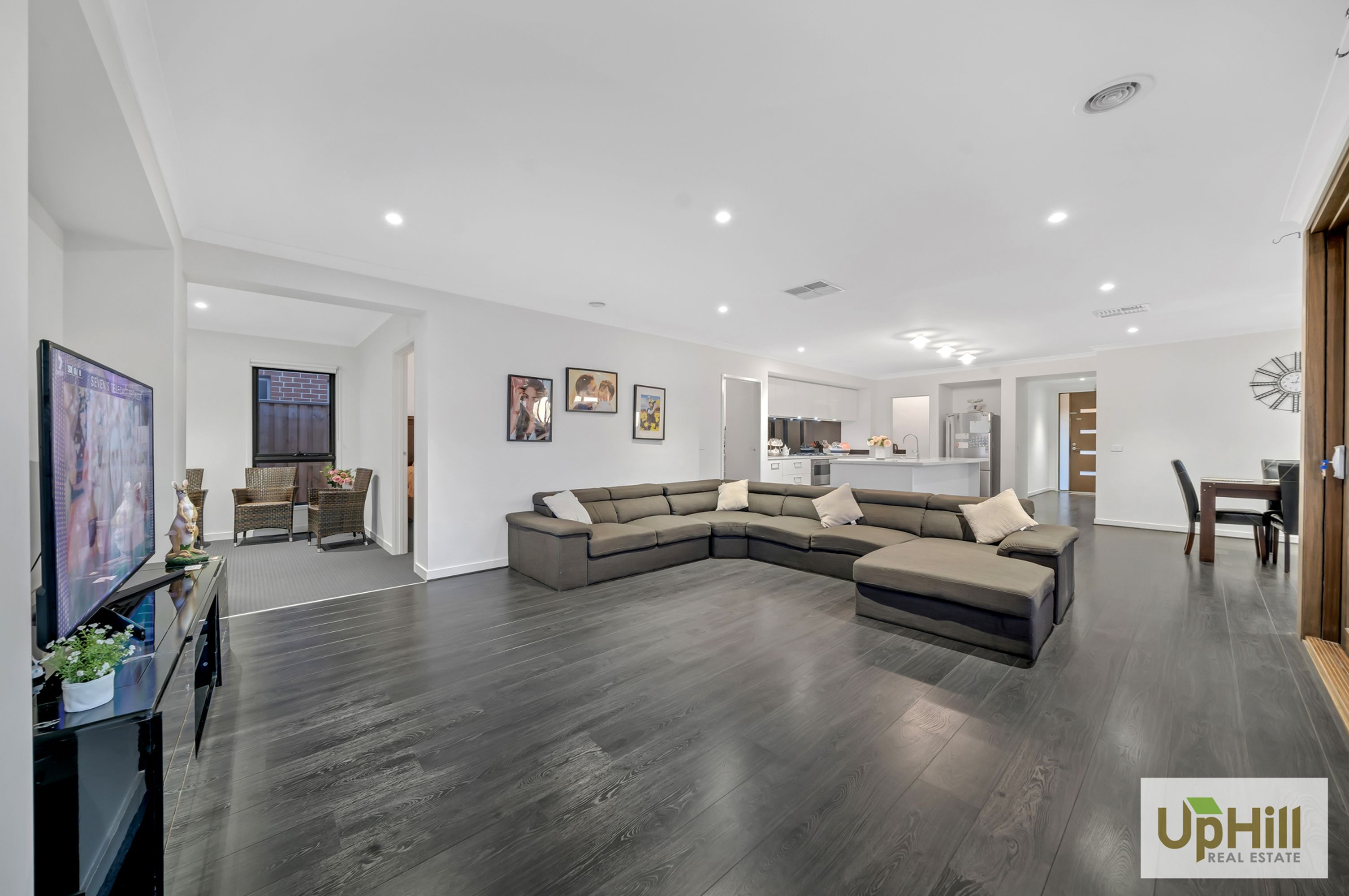 55 SKYLARK BLVD, Clyde North - Thumbnail 8